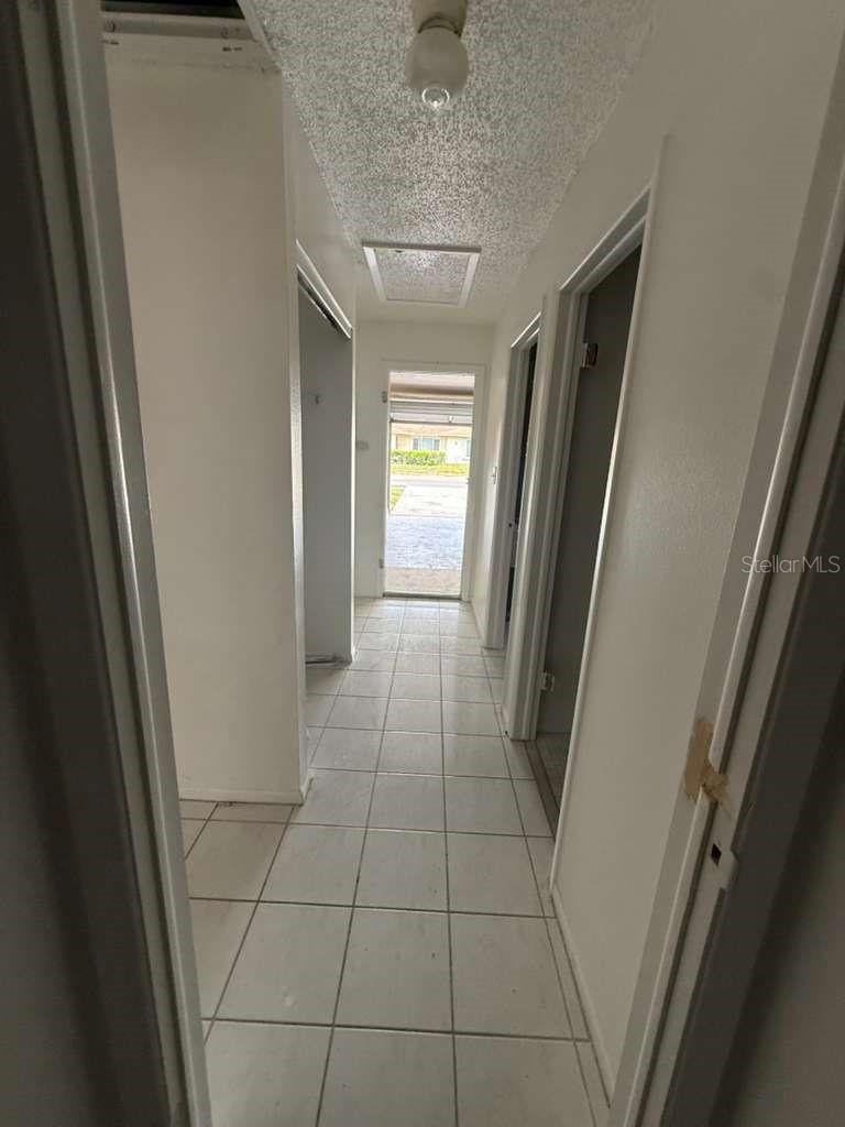 Image 26 of 40 For 8035 Laurel Vista Loop