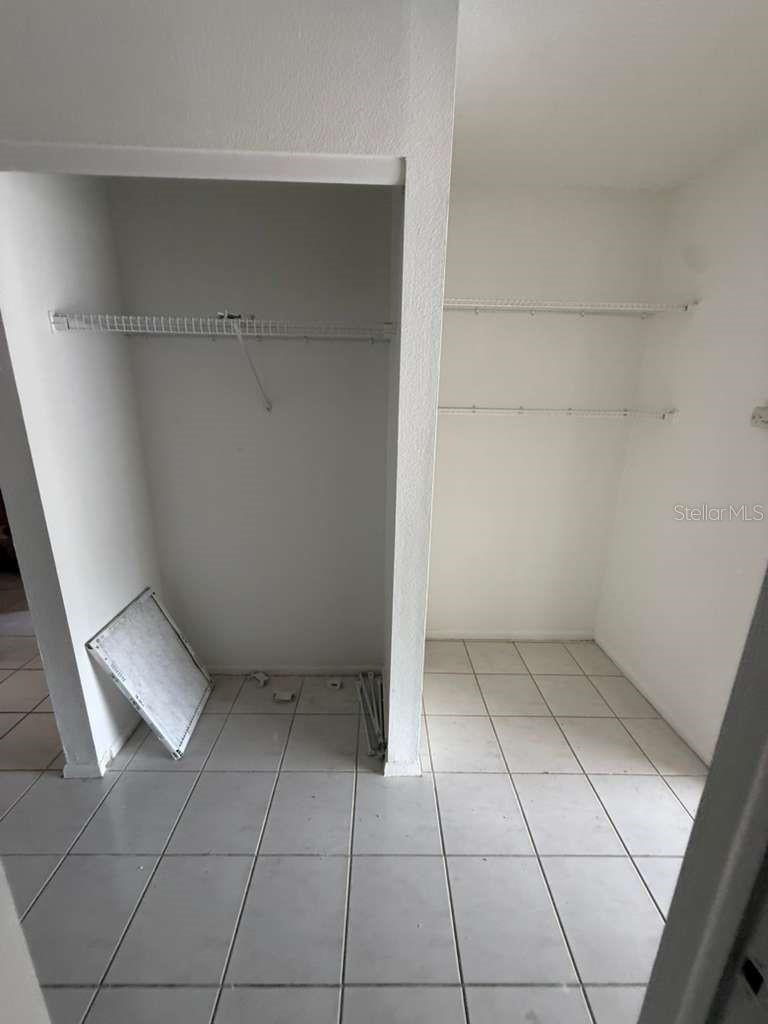 Image 31 of 40 For 8035 Laurel Vista Loop