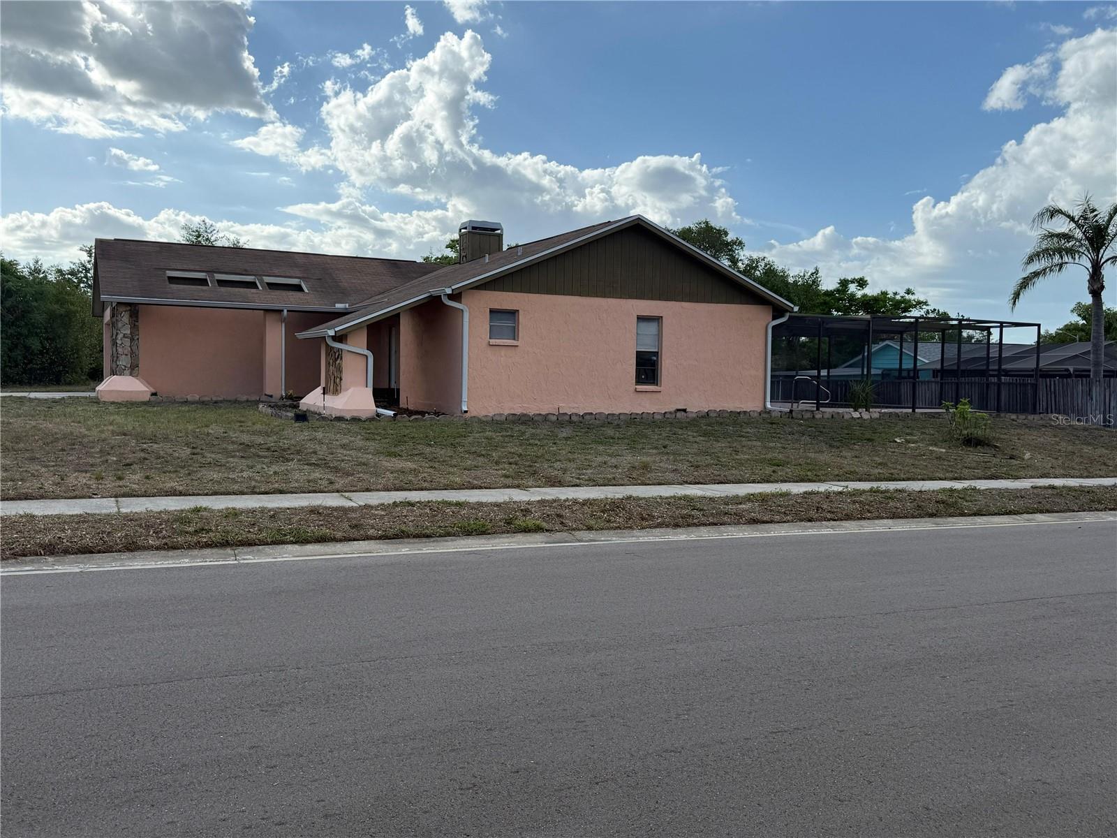 Image 6 of 40 For 8035 Laurel Vista Loop