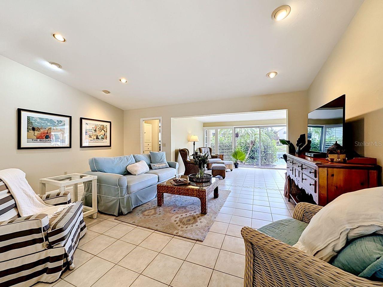 Image 4 of 30 For 581 Yardarm Lane