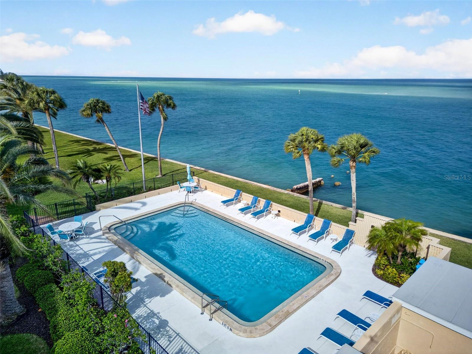 Image 32 of 38 For 4708 Ocean Boulevard E4