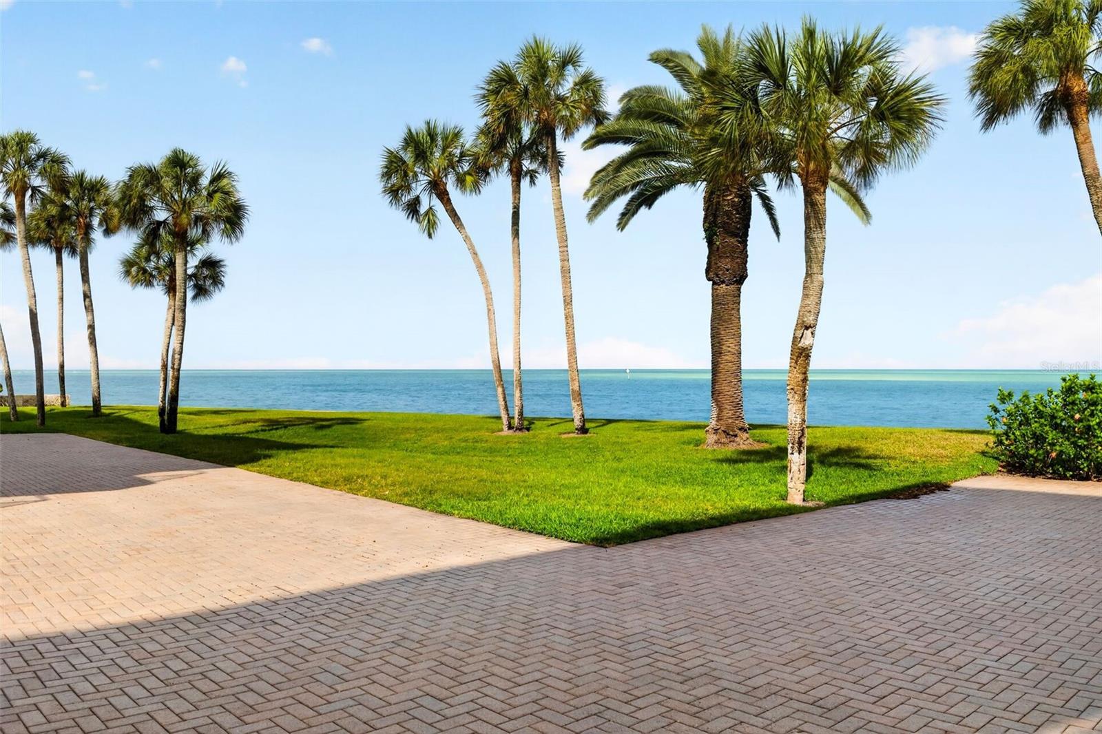 Image 33 of 38 For 4708 Ocean Boulevard E4