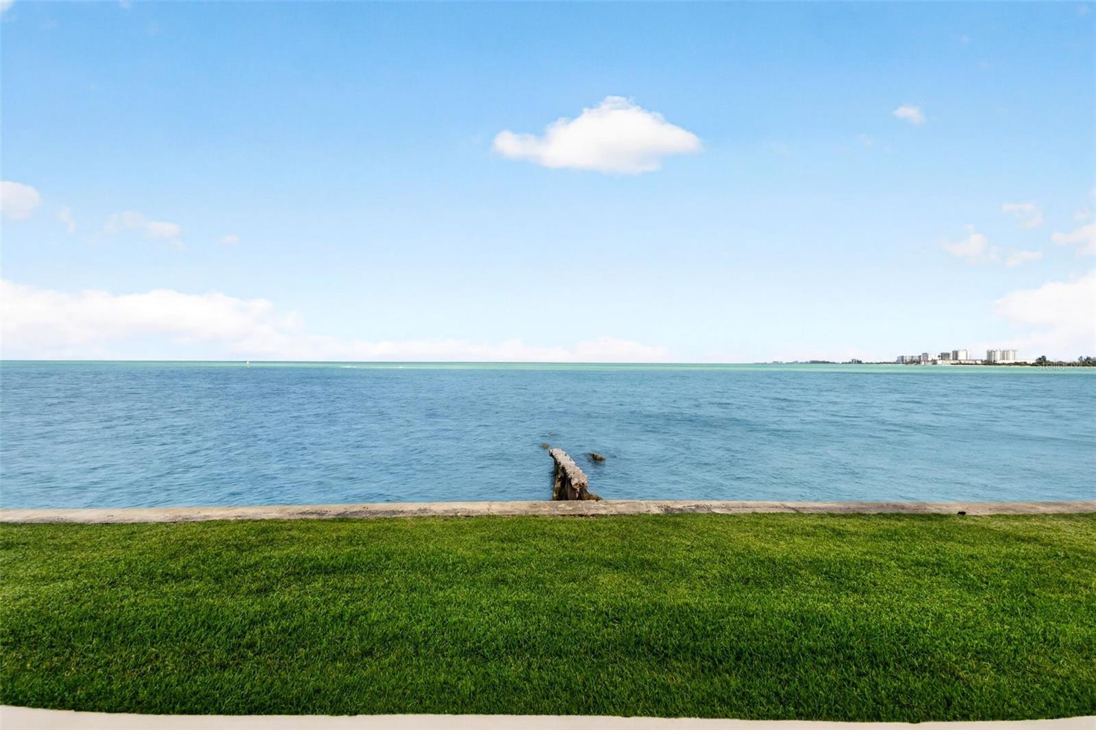 Image 34 of 38 For 4708 Ocean Boulevard E4