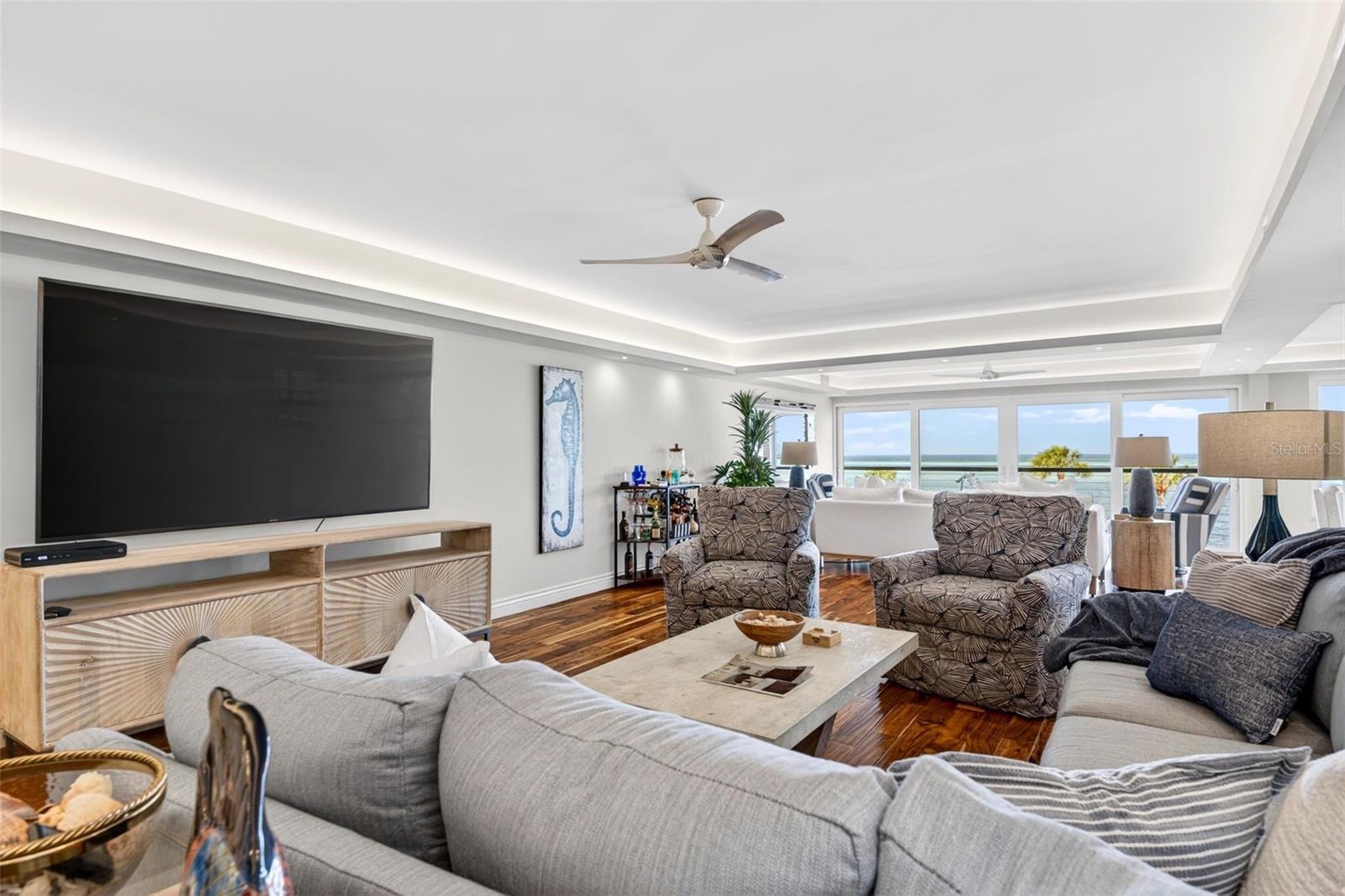 Image 4 of 38 For 4708 Ocean Boulevard E4