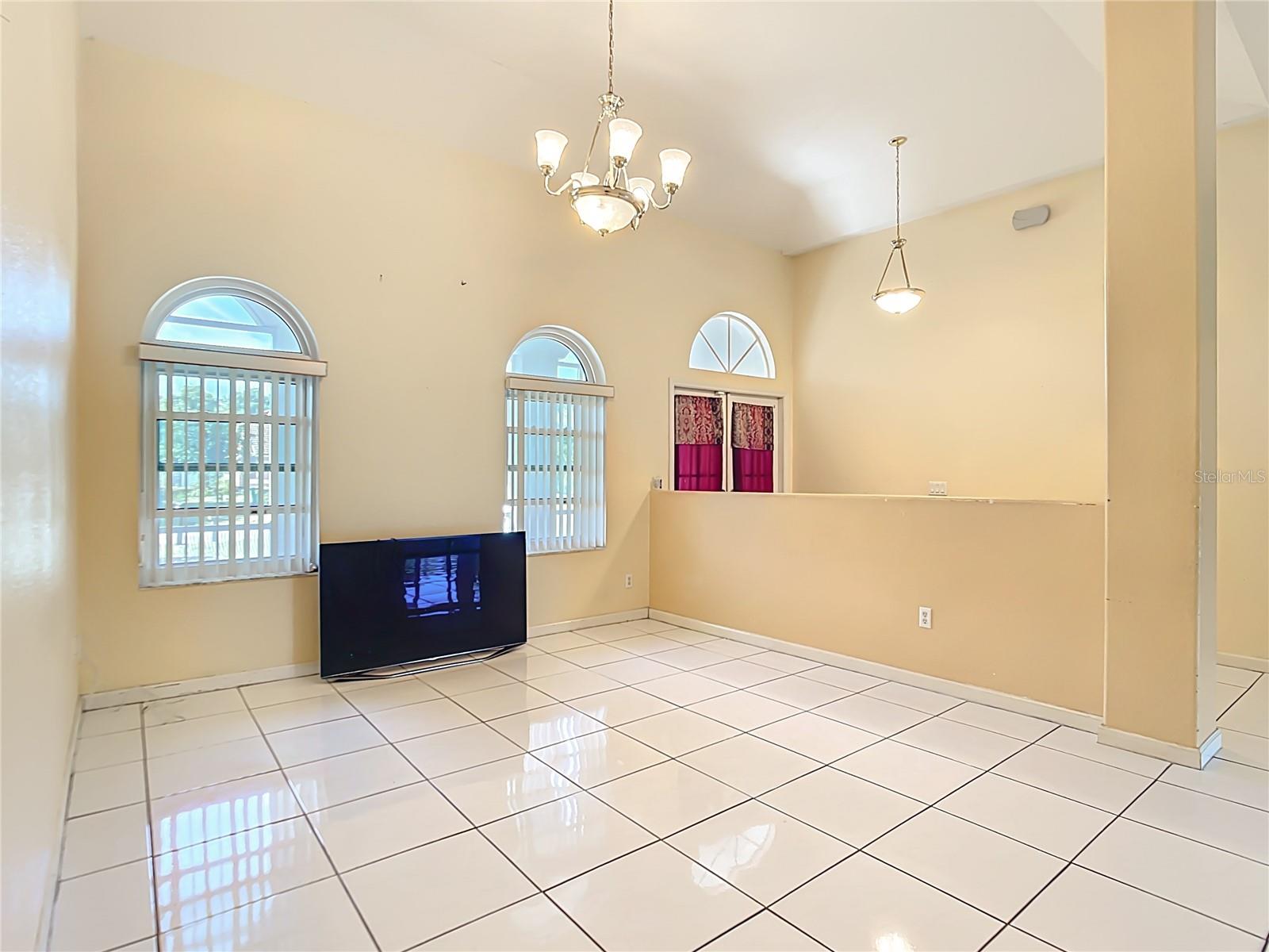 Image 13 of 48 For 23078 Brewer Avenue