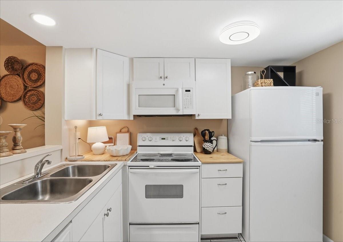 Image 11 of 46 For 12538 Kingsway Circle 1503