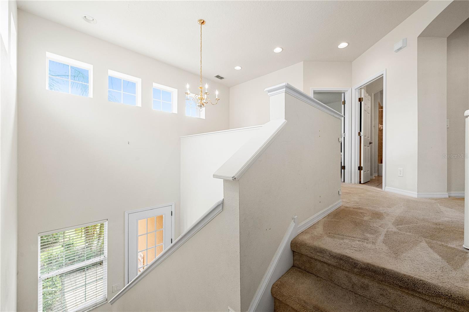 Image 15 of 39 For 5531 Napa Drive