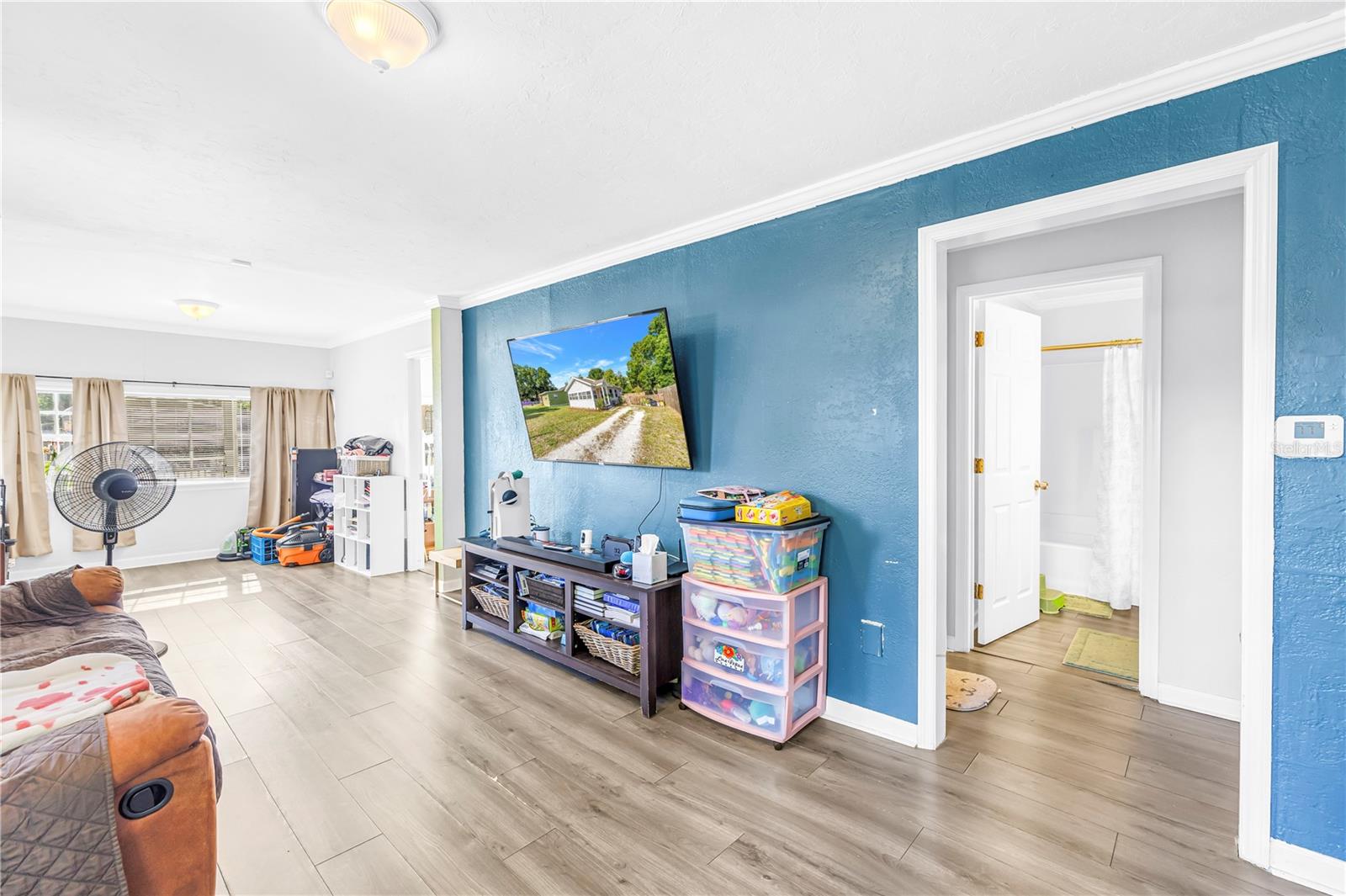 Image 12 of 38 For 3012 17th Street E