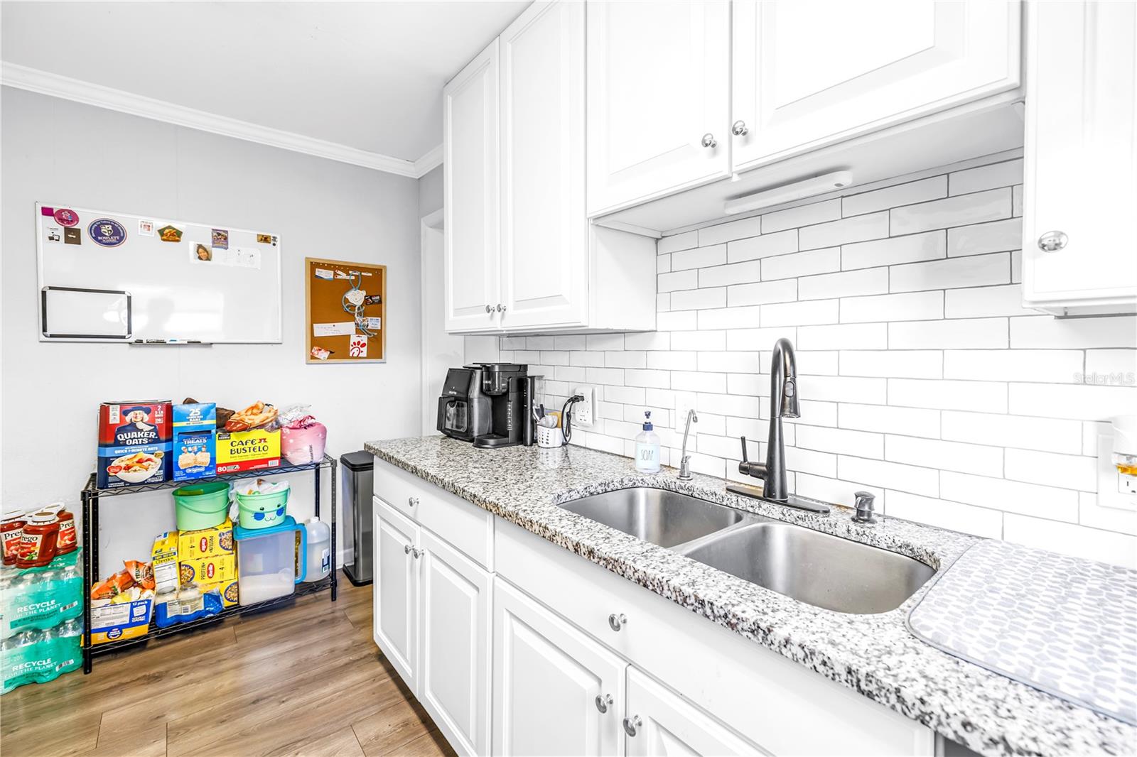 Image 13 of 38 For 3012 17th Street E