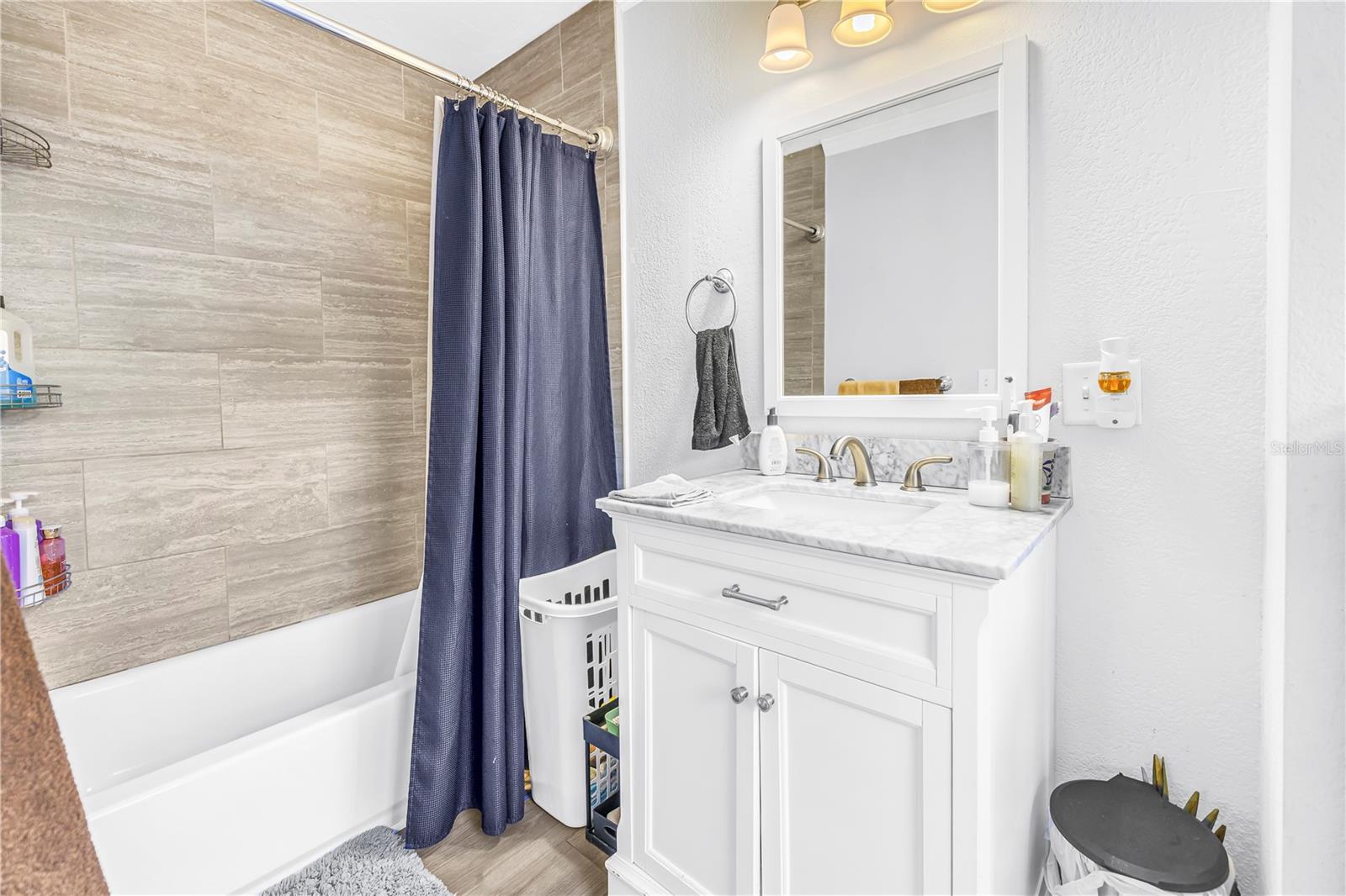 Image 19 of 38 For 3012 17th Street E