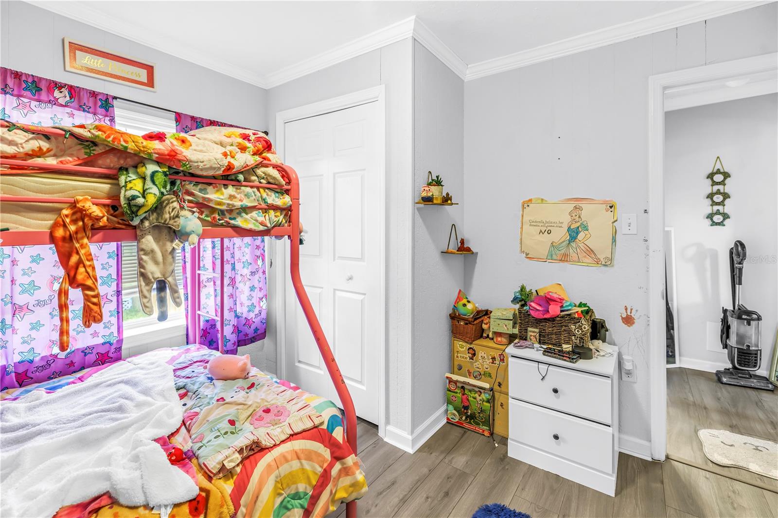 Image 22 of 38 For 3012 17th Street E