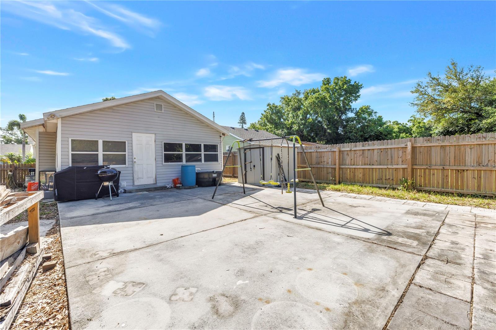 Image 29 of 38 For 3012 17th Street E