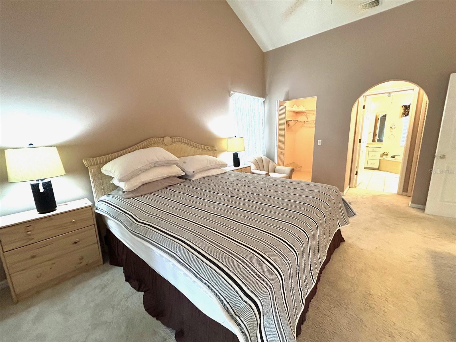 Image 25 of 54 For 6101 34th Street W 22h