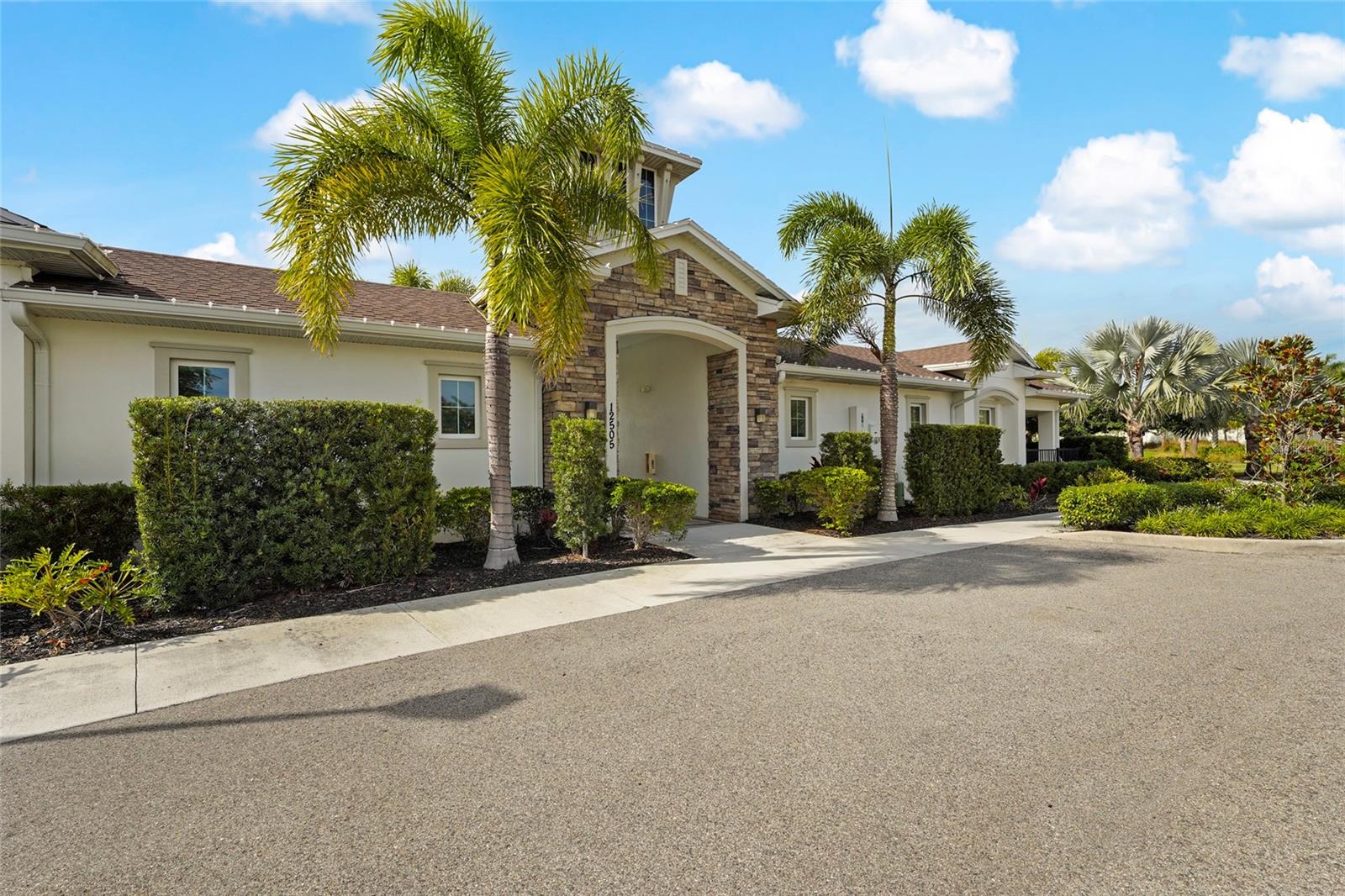 Image 61 of 89 For 5715 Woodland Sage Drive