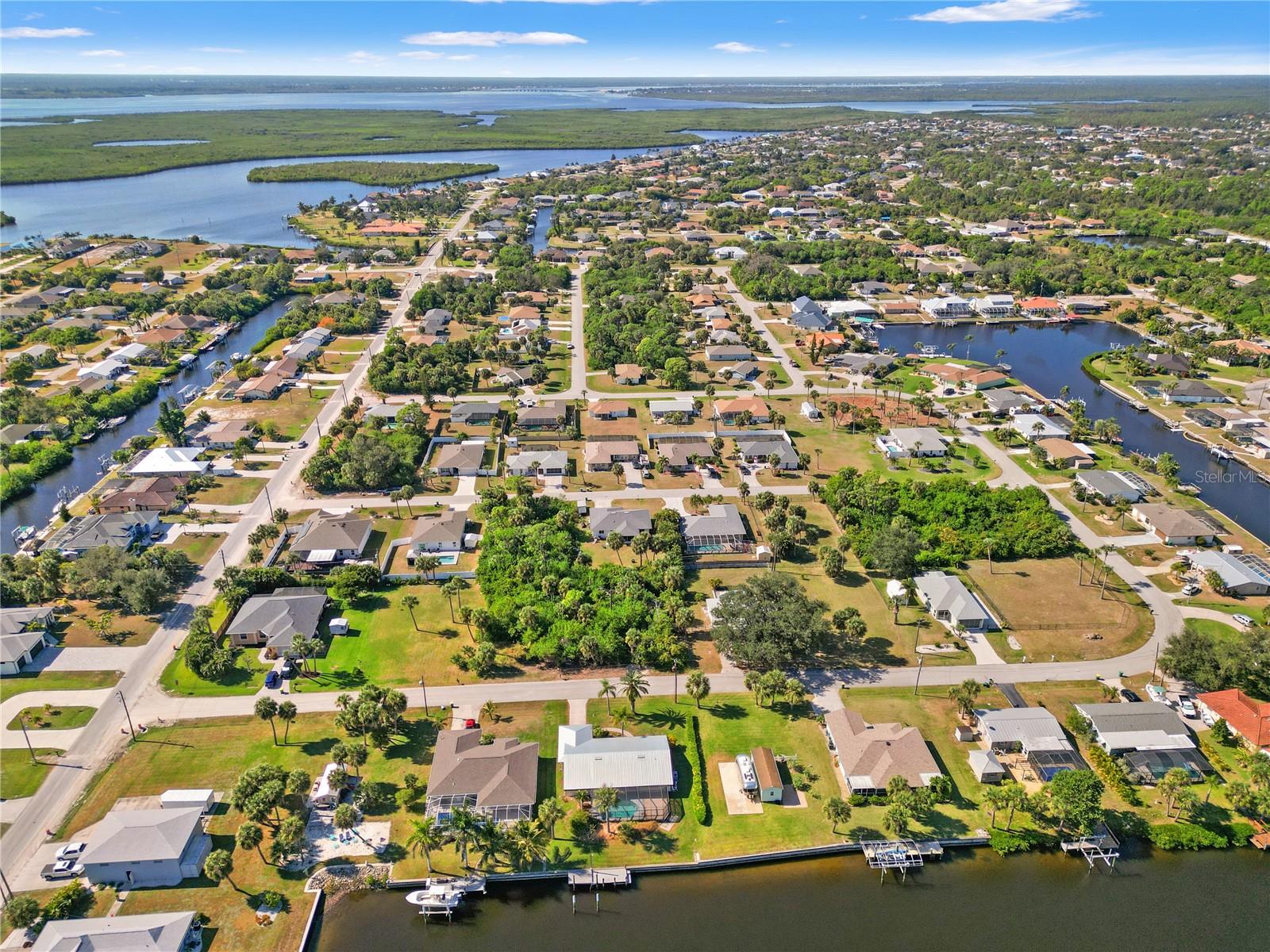 Image 11 of 31 For 18254 Bracken Circle