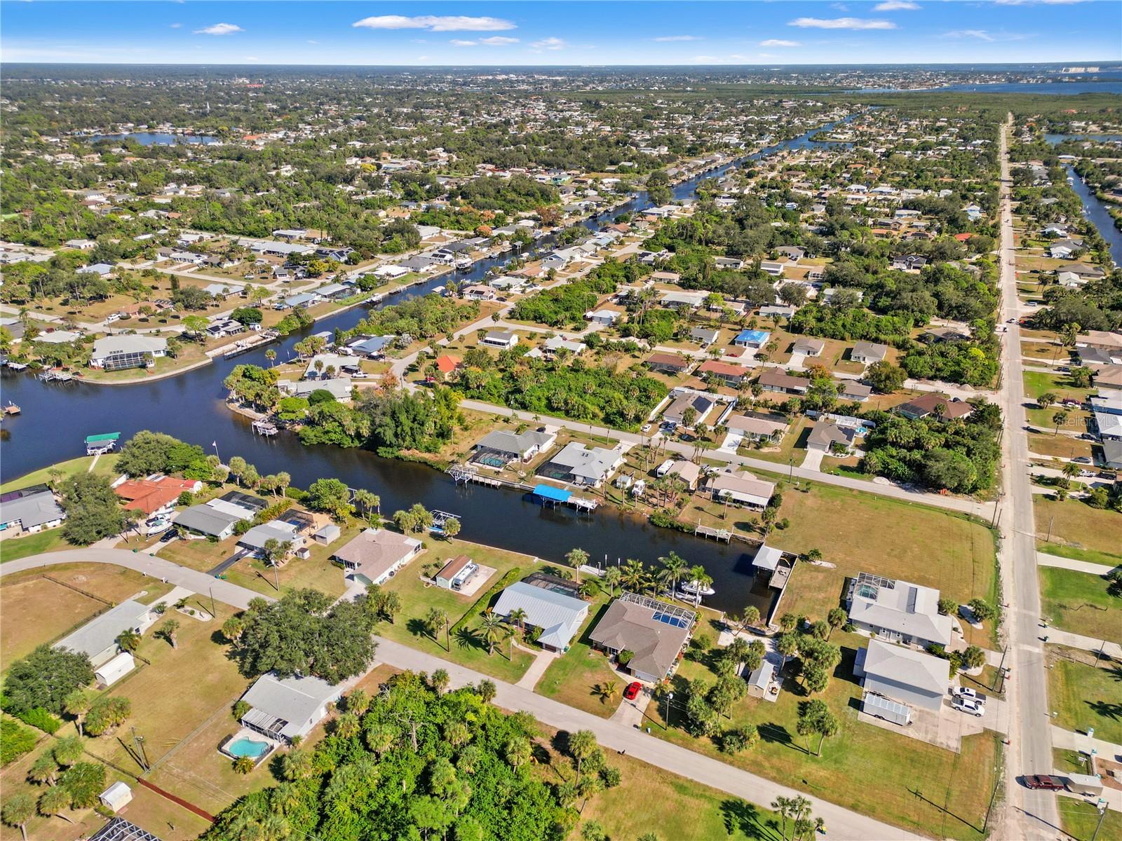 Image 12 of 31 For 18254 Bracken Circle