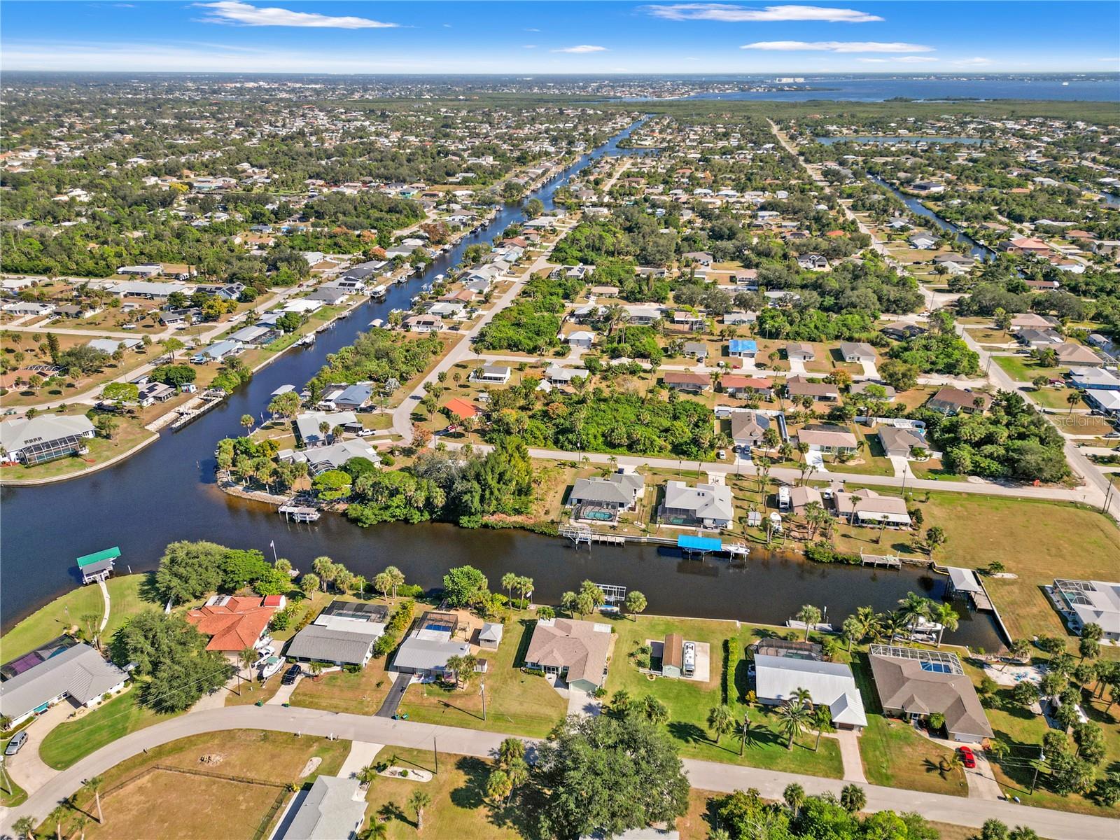 Image 14 of 31 For 18254 Bracken Circle