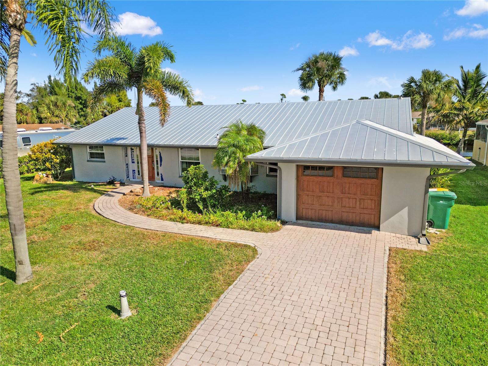 Image 8 of 31 For 18254 Bracken Circle