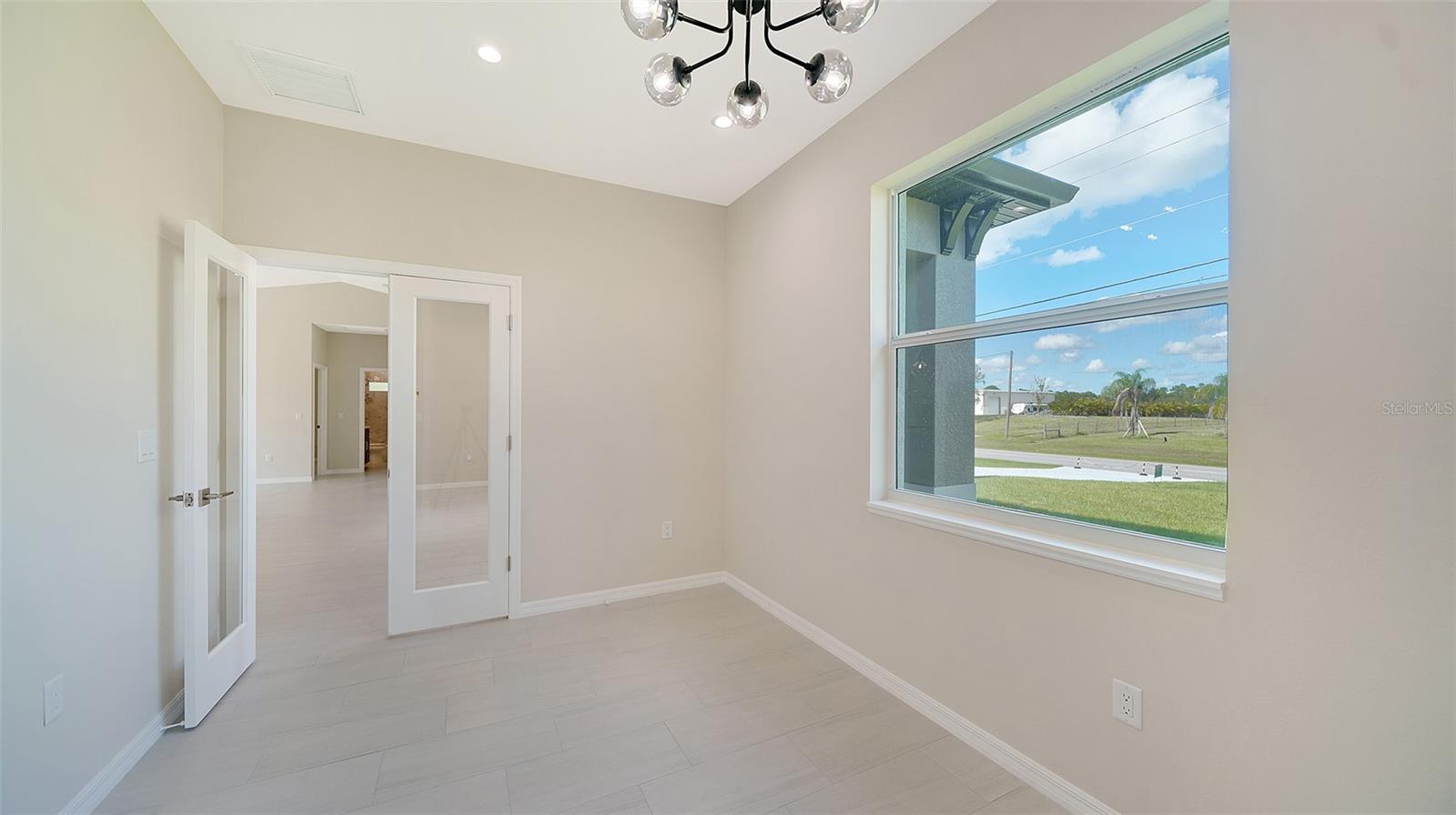 Image 20 of 37 For 6227 Tropicaire Boulevard