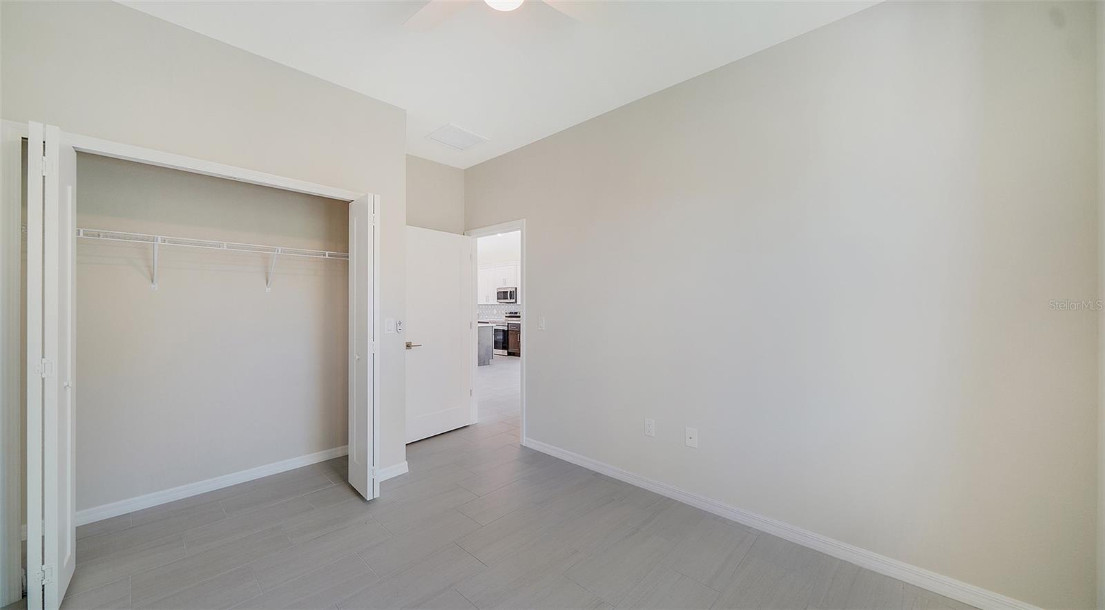 Image 23 of 37 For 6227 Tropicaire Boulevard