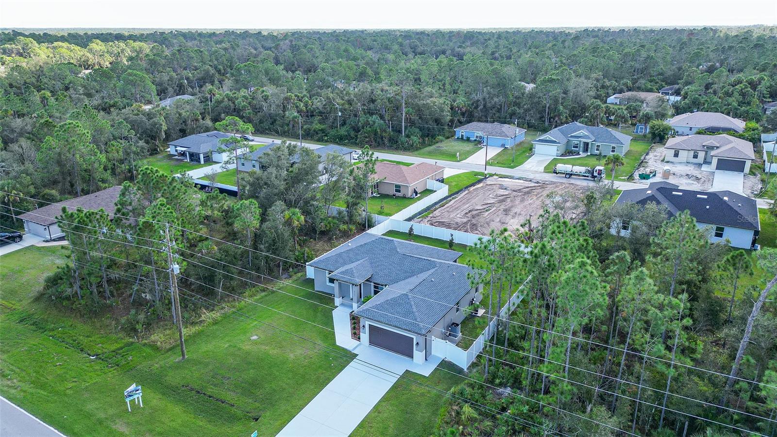 Image 36 of 37 For 6227 Tropicaire Boulevard