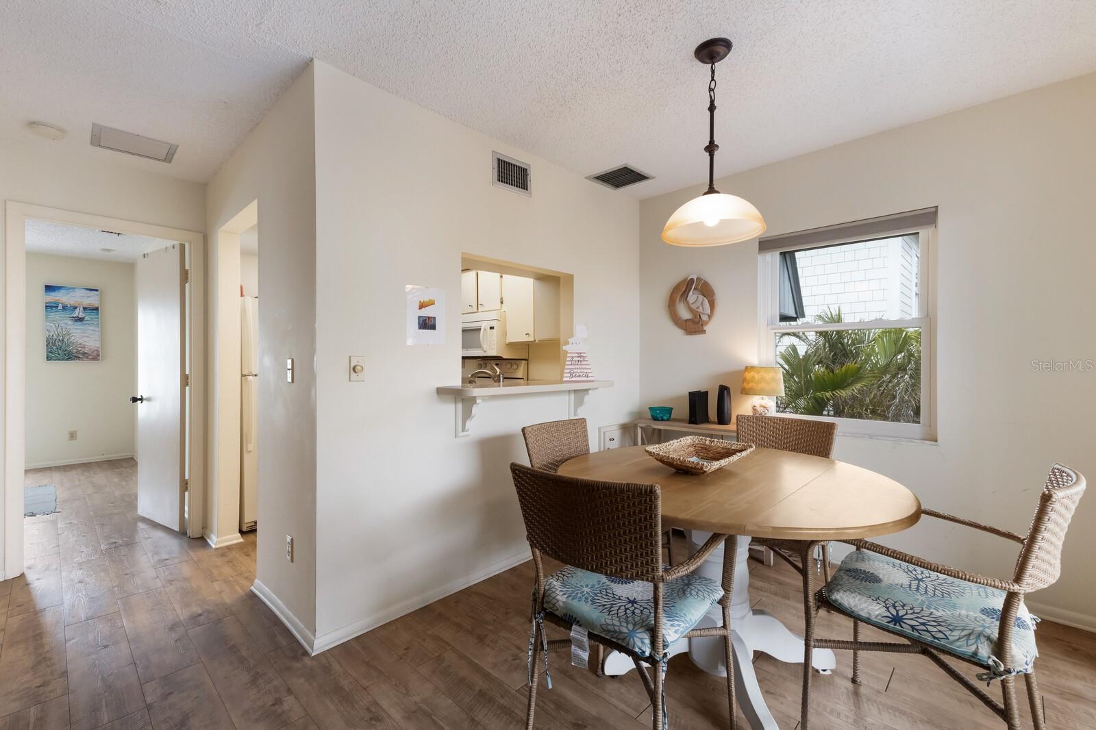 Image 12 of 43 For 205 Highland Avenue 2