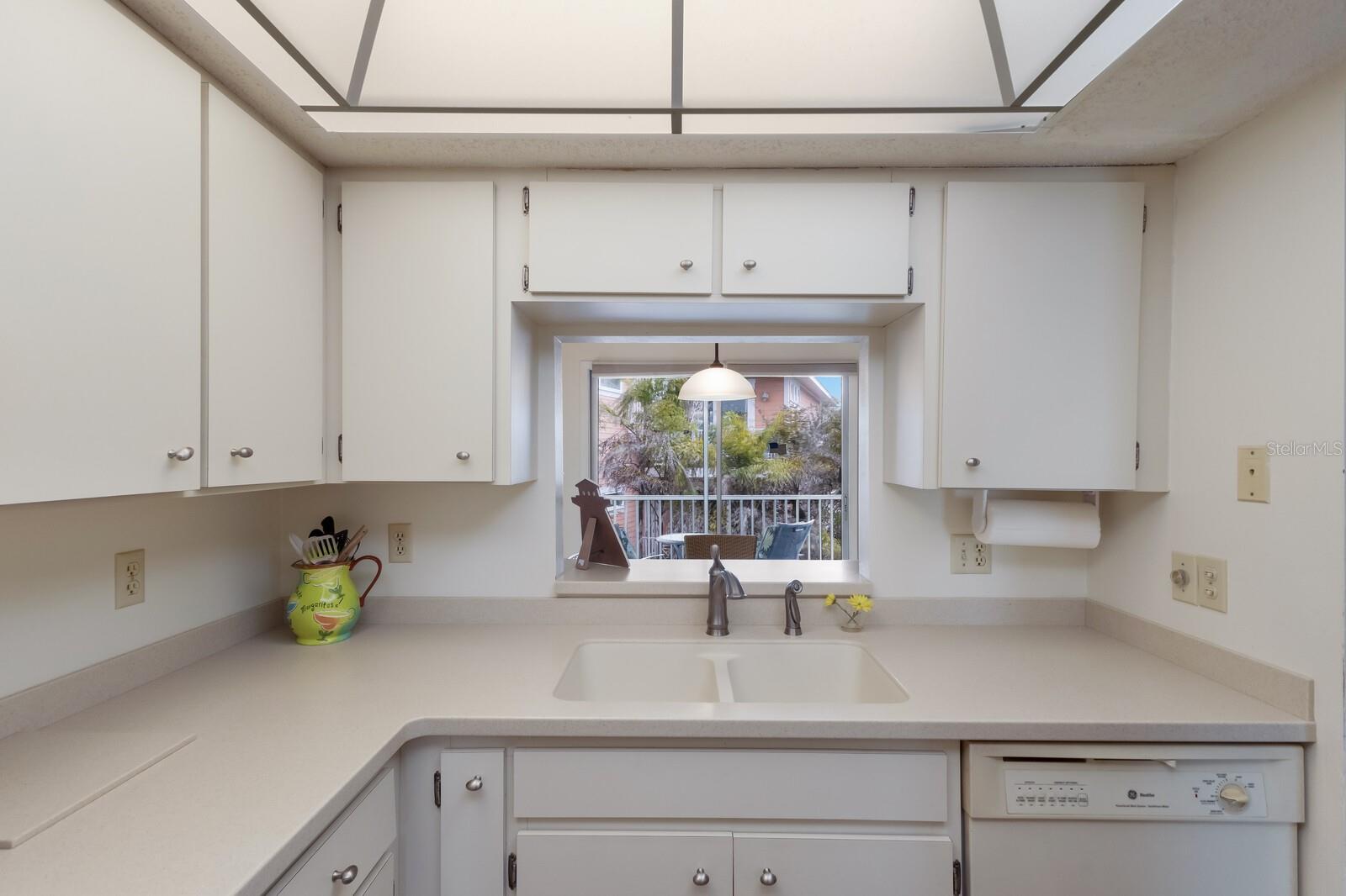 Image 15 of 43 For 205 Highland Avenue 2