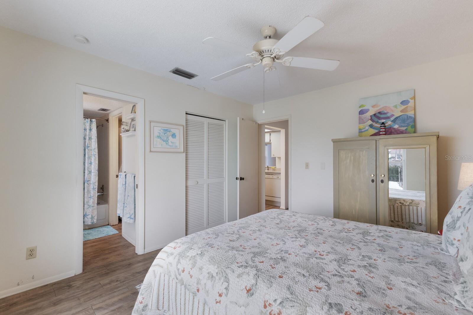 Image 19 of 43 For 205 Highland Avenue 2