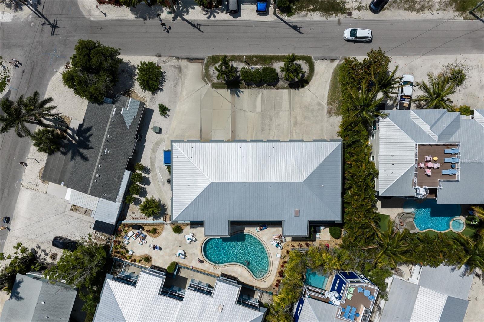 Image 4 of 43 For 205 Highland Avenue 2