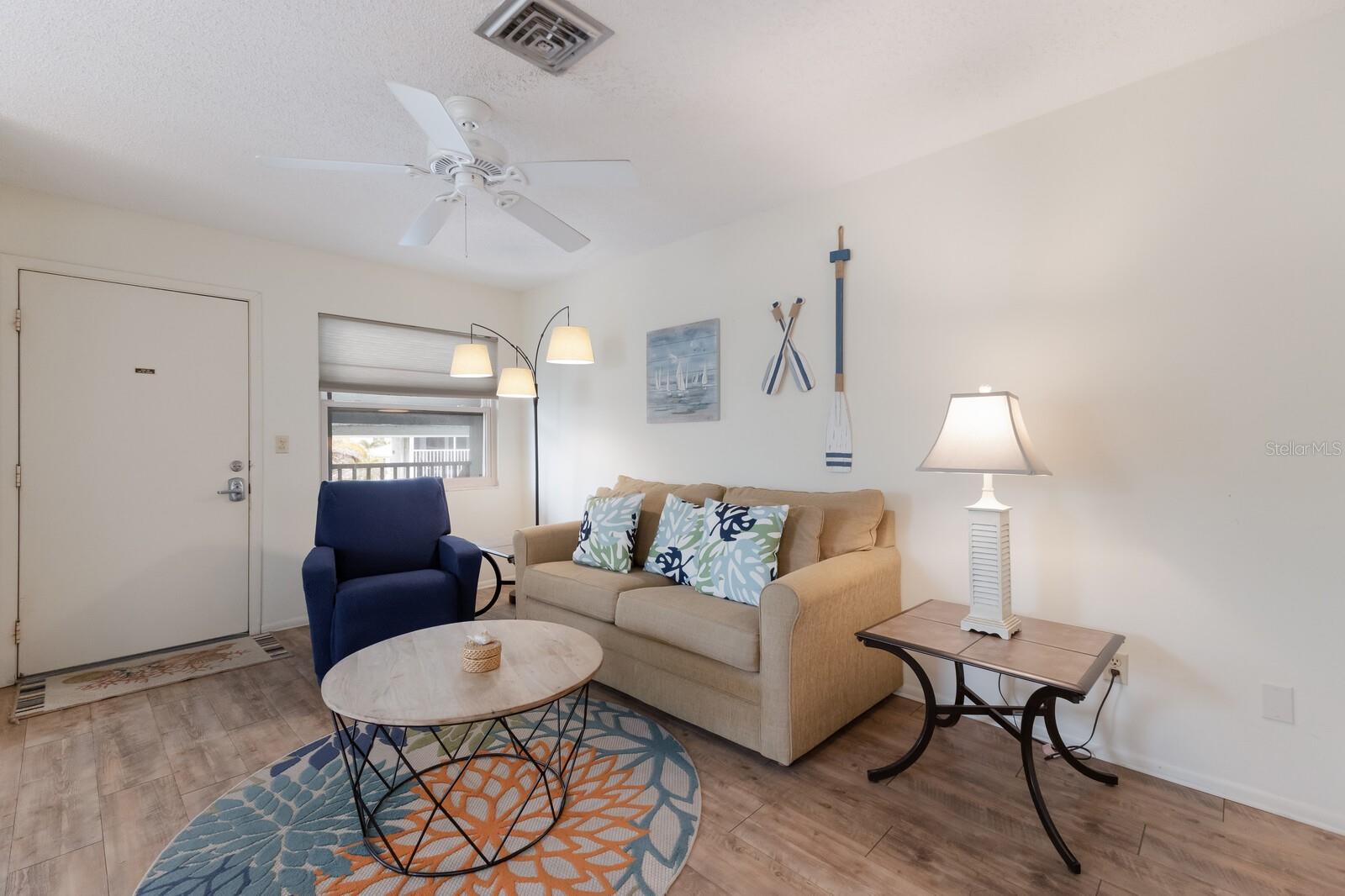 Image 8 of 43 For 205 Highland Avenue 2