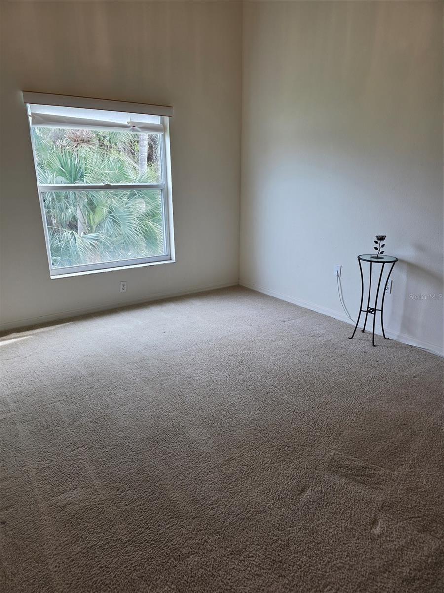 Image 21 of 33 For 4645 Tower Hill Lane 2521