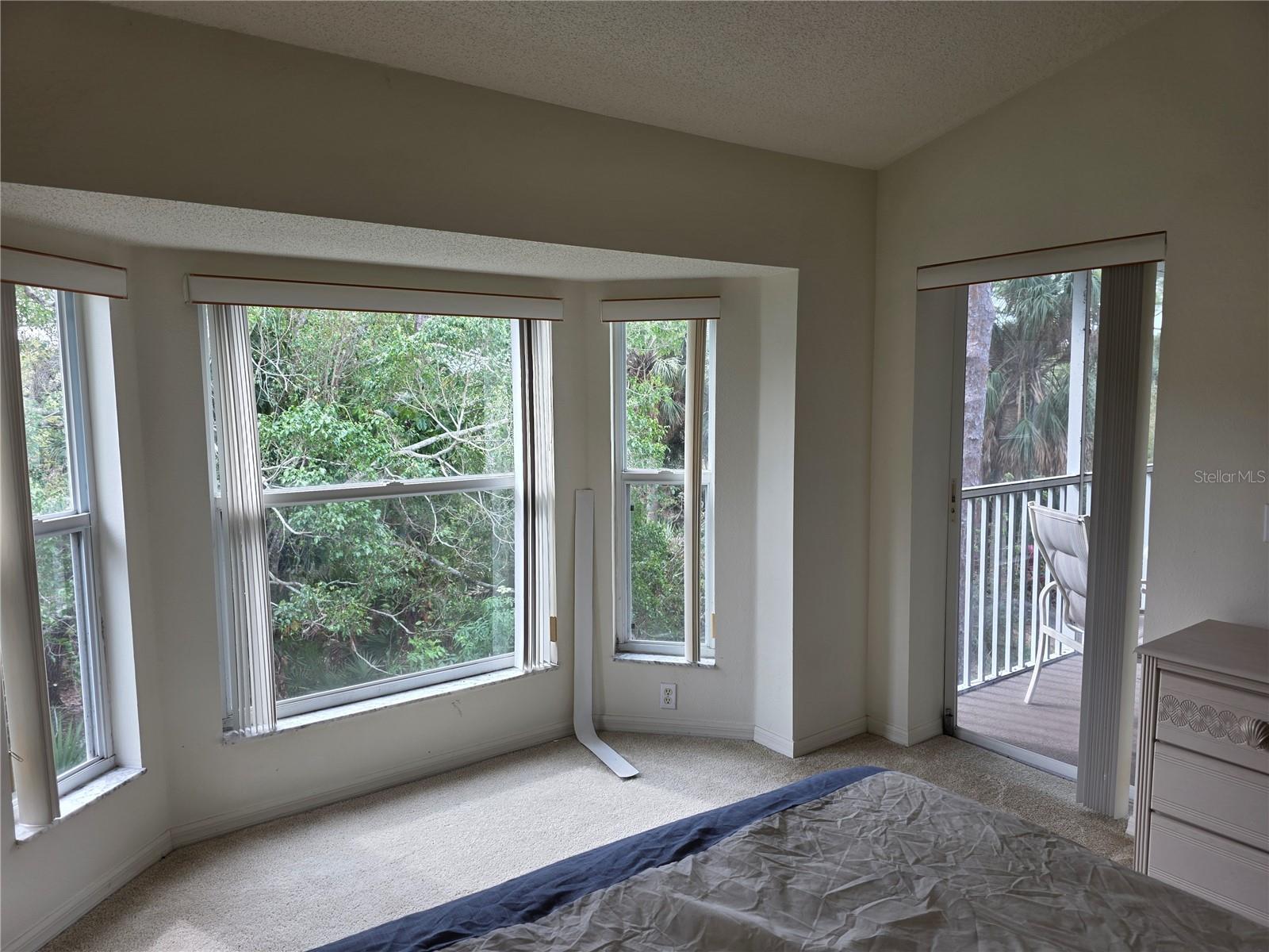 Image 24 of 33 For 4645 Tower Hill Lane 2521