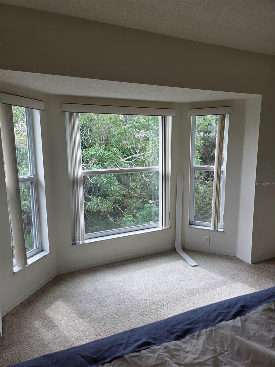 Image 26 of 33 For 4645 Tower Hill Lane 2521