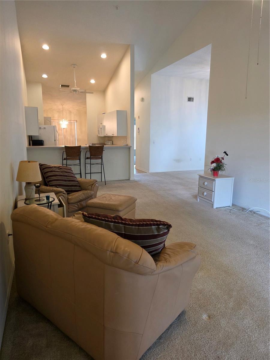 Image 27 of 33 For 4645 Tower Hill Lane 2521