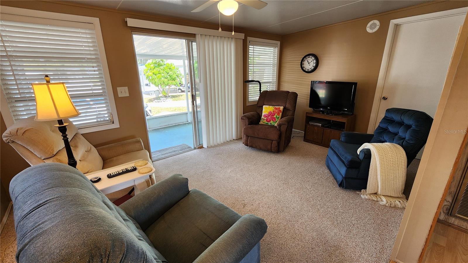 Image 3 of 43 For 3333 26th Avenue E 5