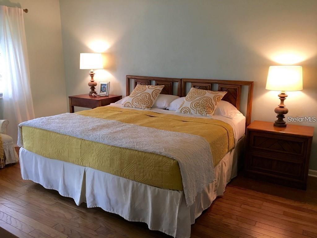 Image 9 of 23 For 4562 Kingsmere  41