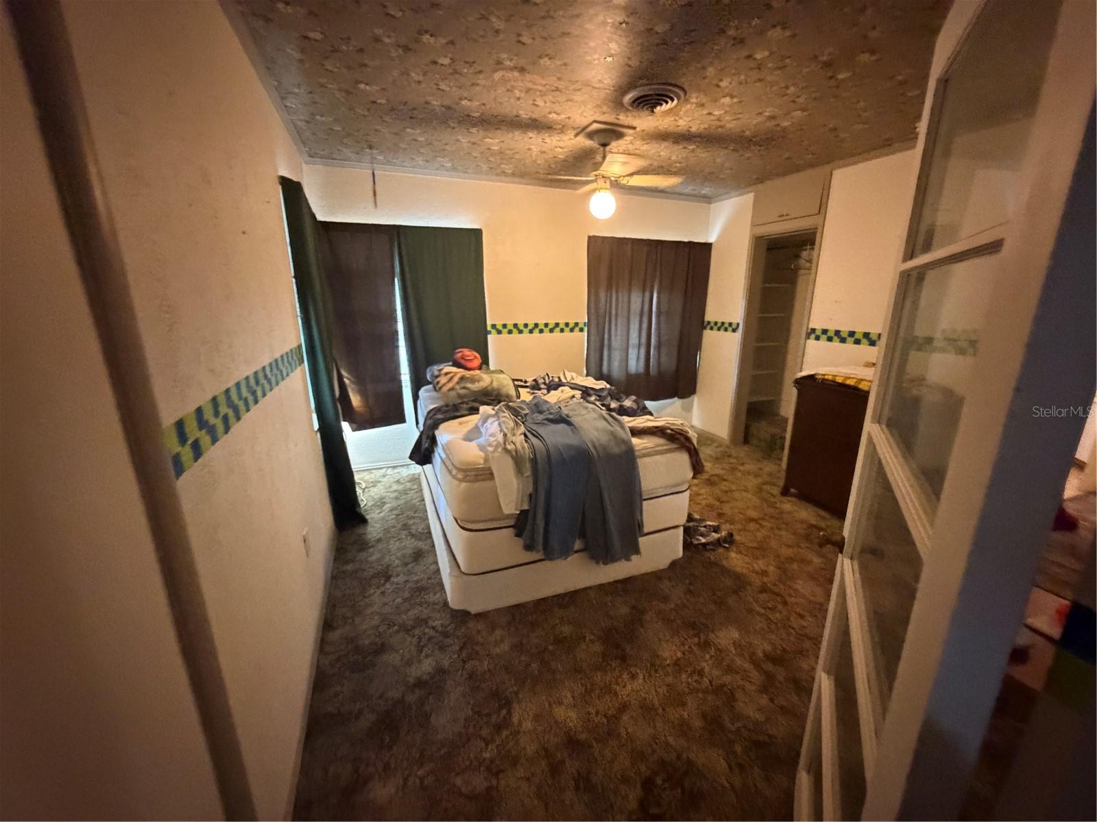 Image 11 of 26 For 705 33rd Street Court W A