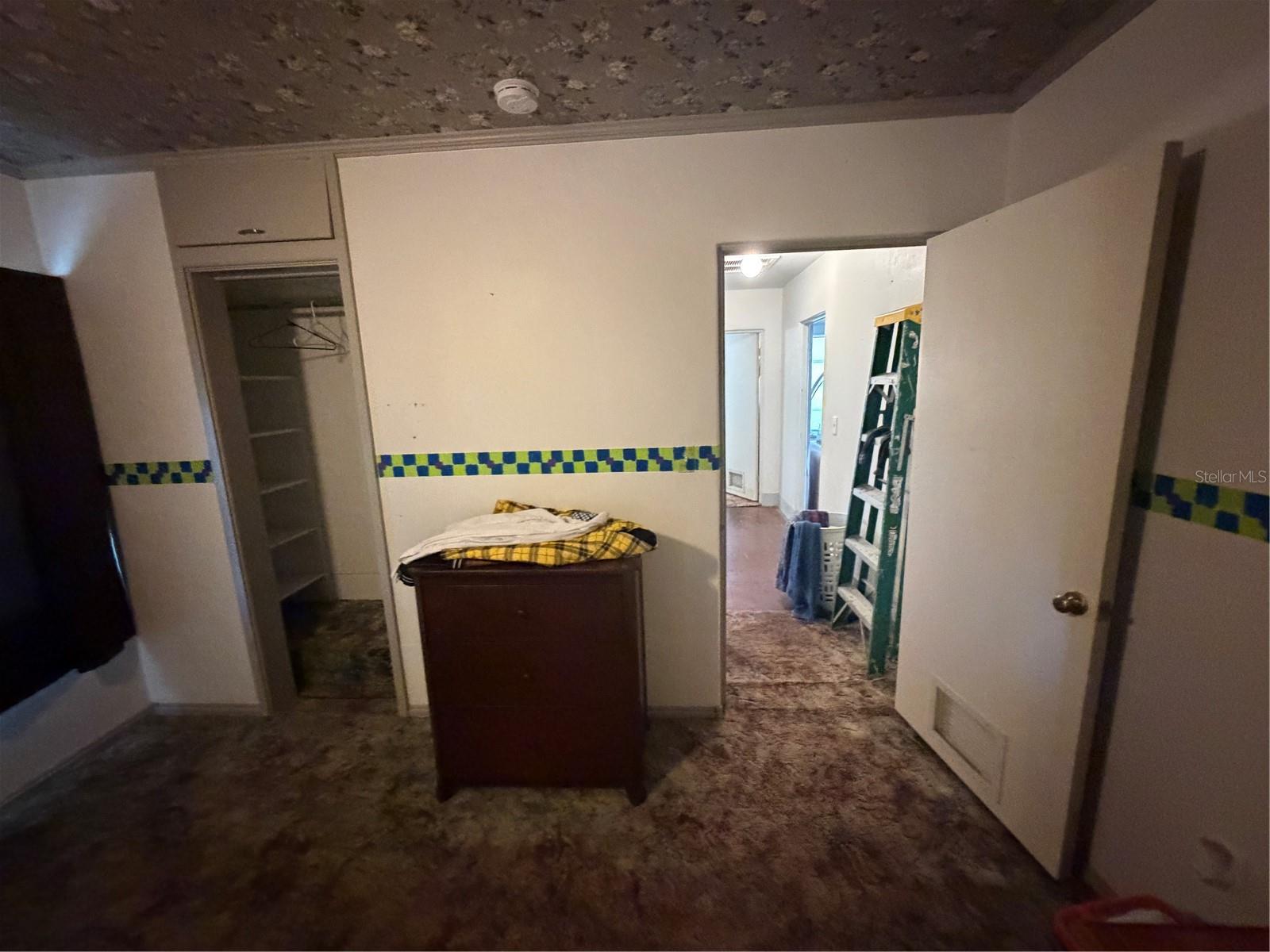 Image 12 of 26 For 705 33rd Street Court W A