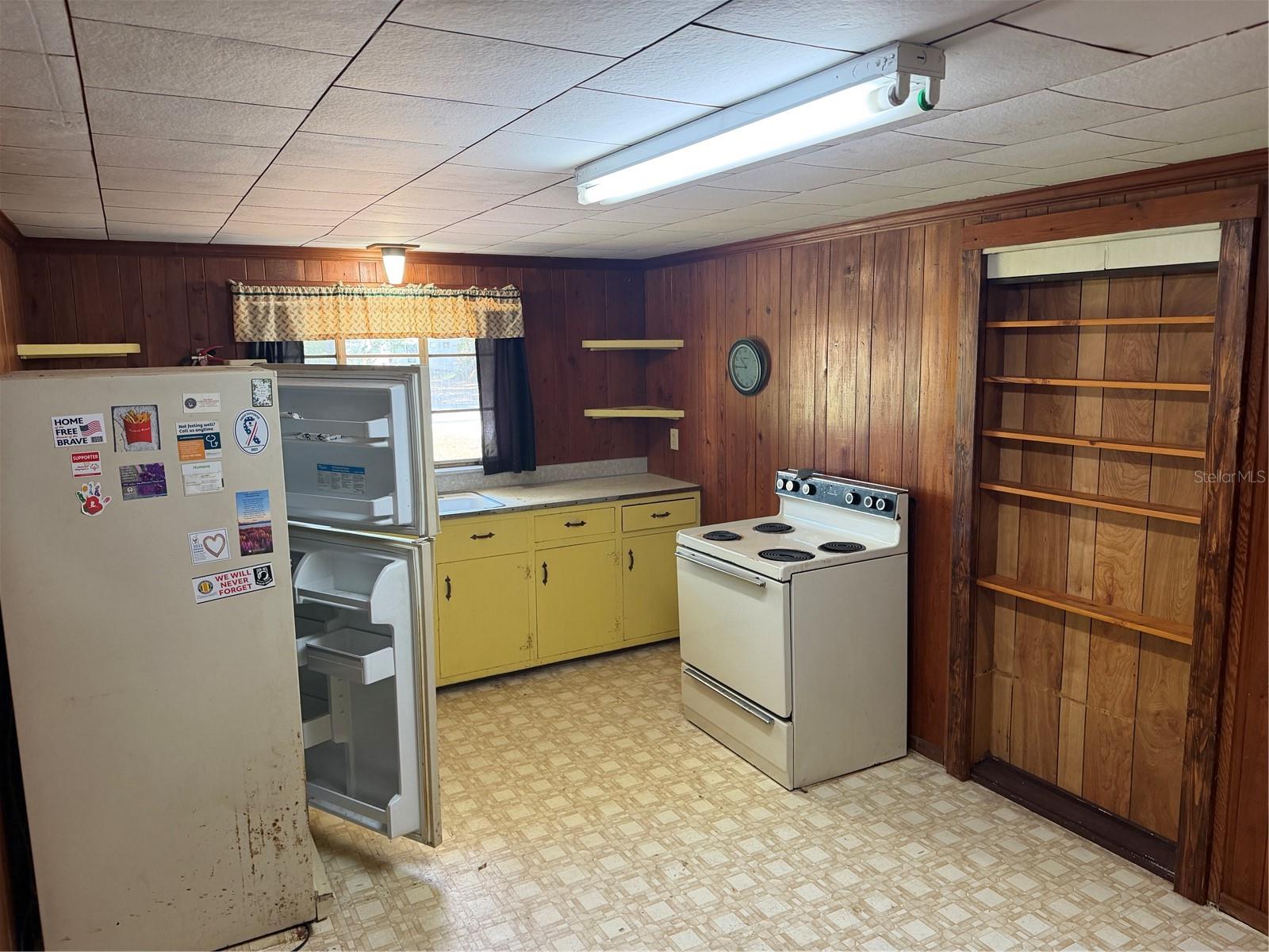 Image 21 of 26 For 705 33rd Street Court W A