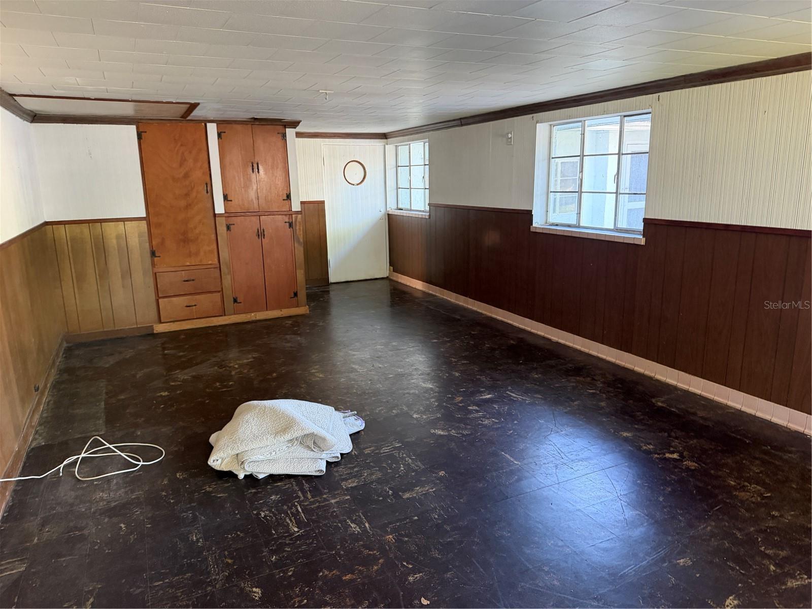 Image 22 of 26 For 705 33rd Street Court W A