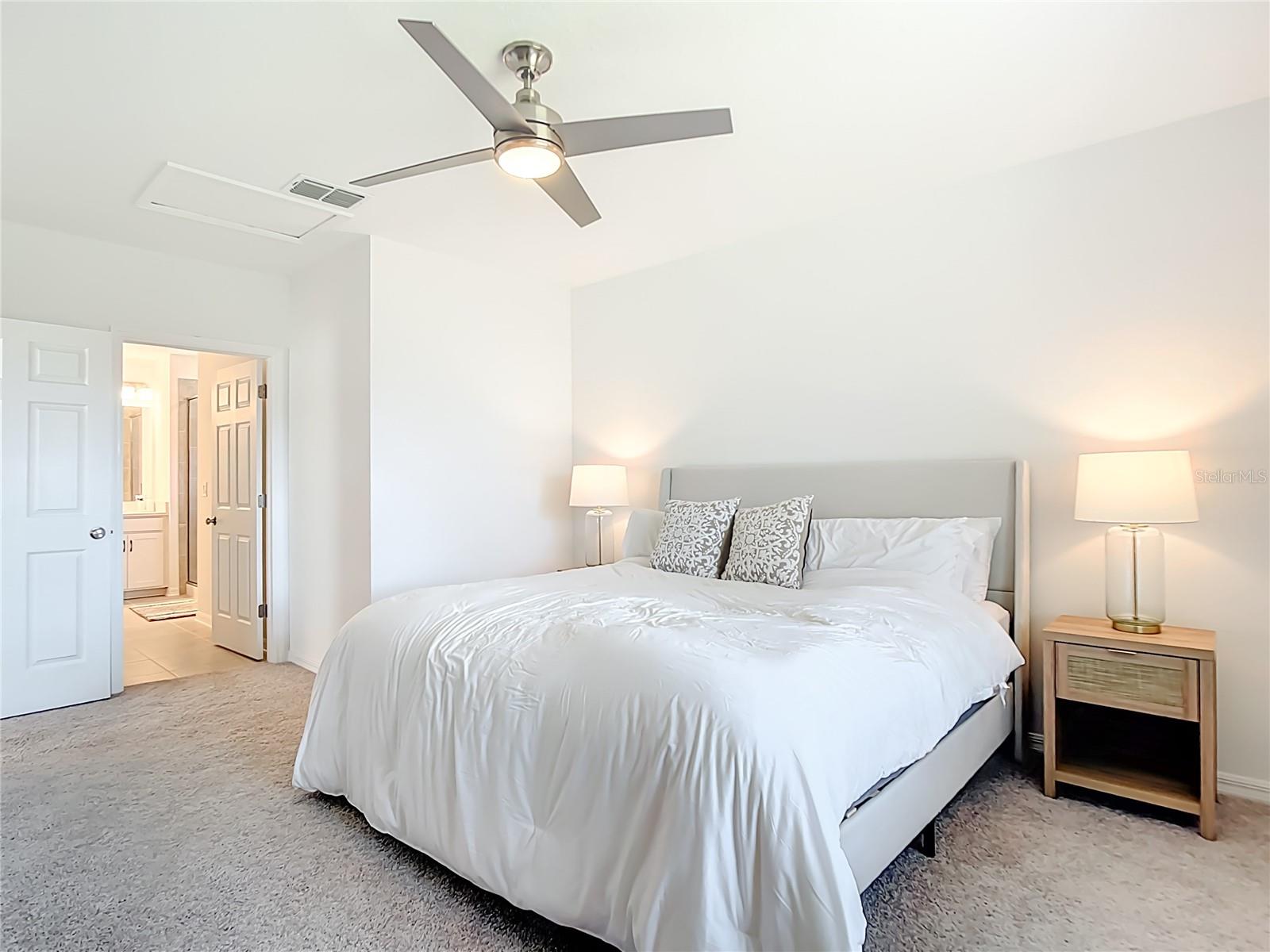 Image 13 of 21 For 16863 Fiesta Drive