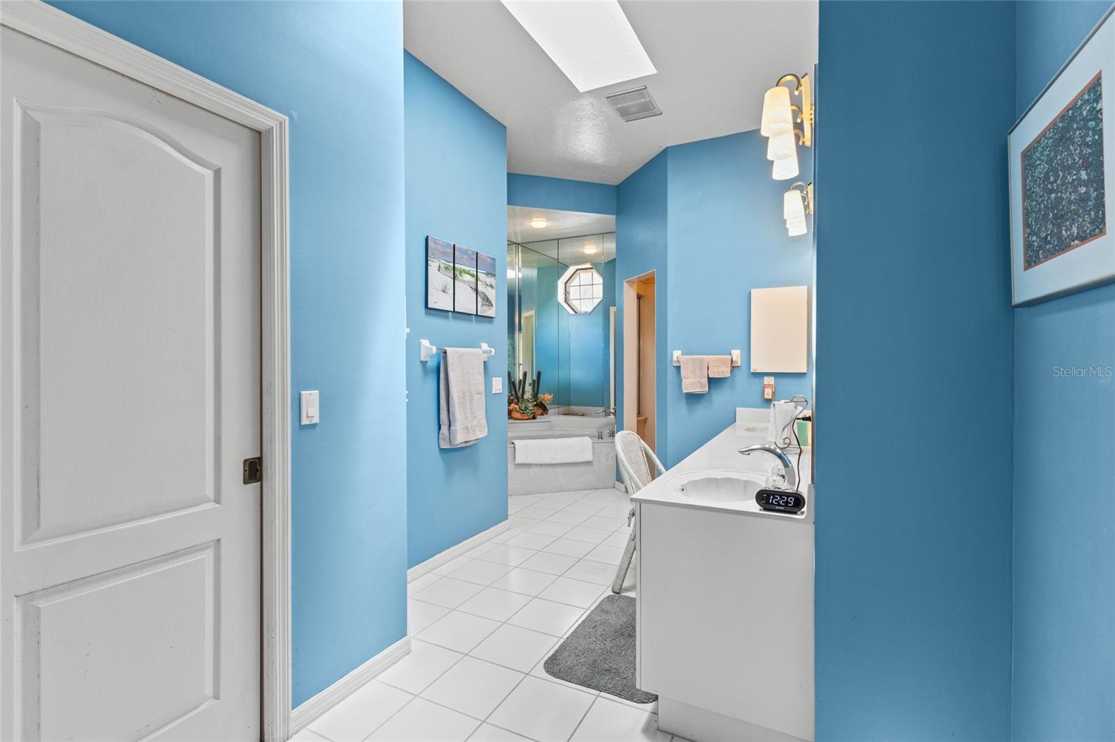 Image 13 of 40 For 832 Carnoustie Drive