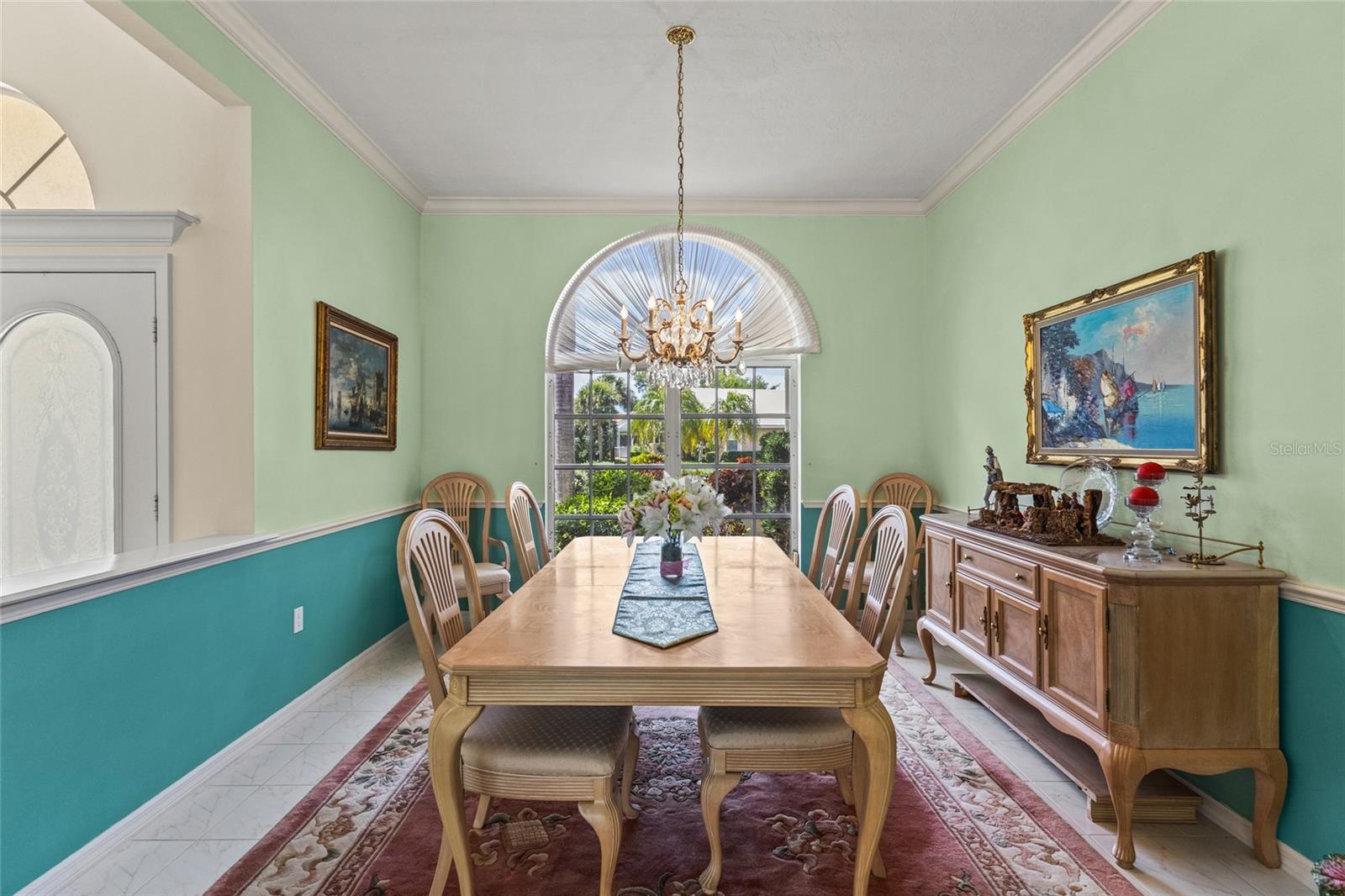 Image 4 of 40 For 832 Carnoustie Drive