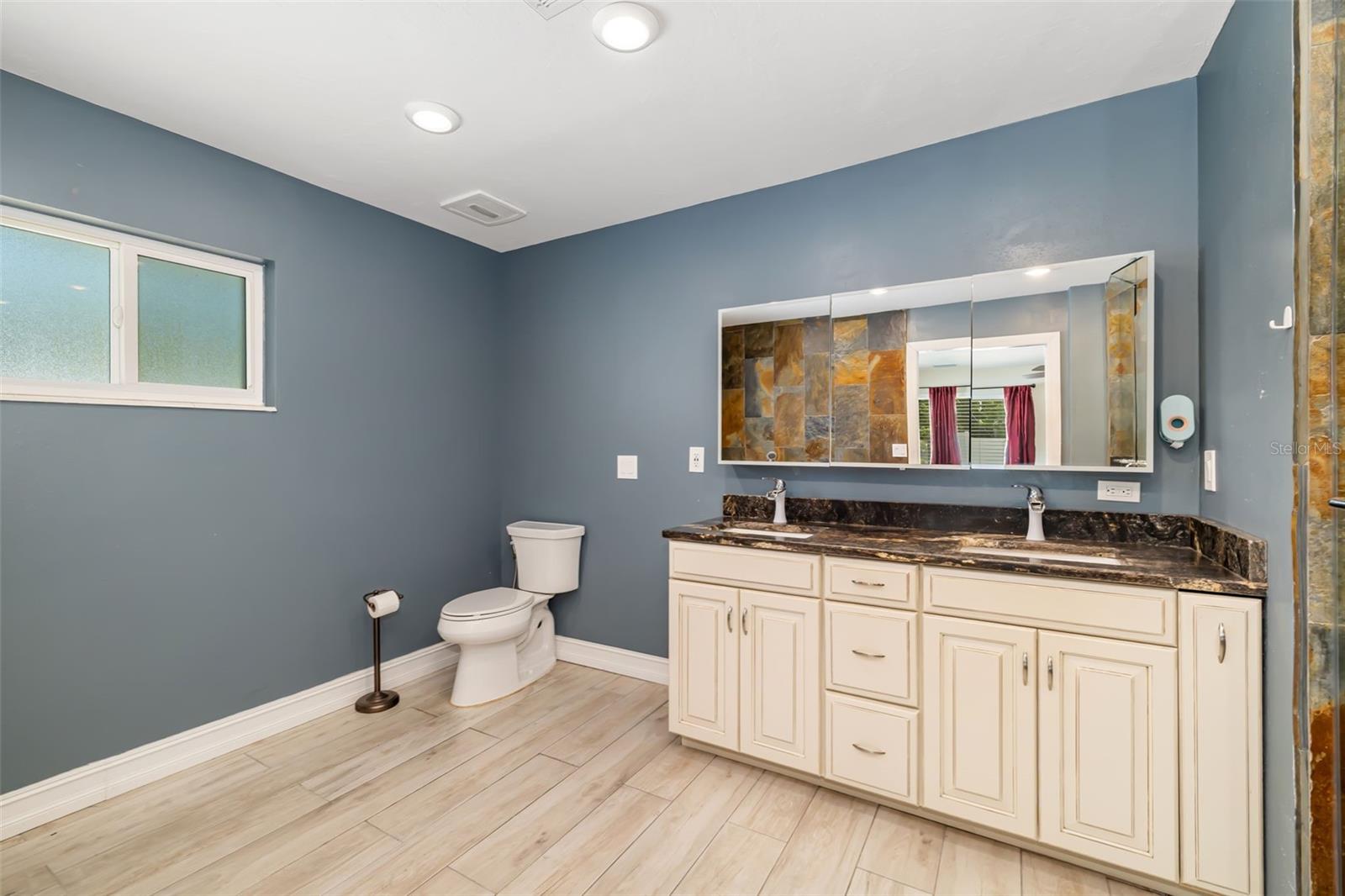 Image 22 of 61 For 4158 Prudence Drive