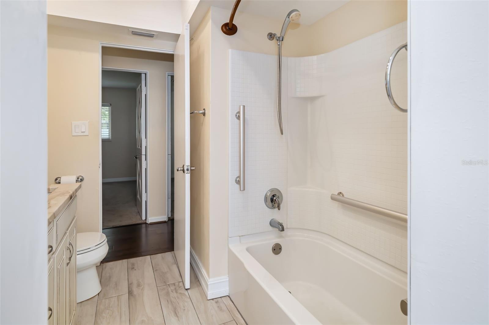 Image 31 of 61 For 4158 Prudence Drive