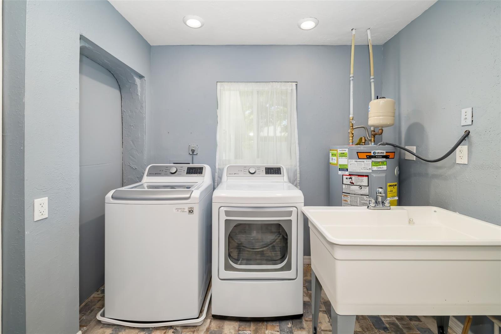 Image 38 of 61 For 4158 Prudence Drive