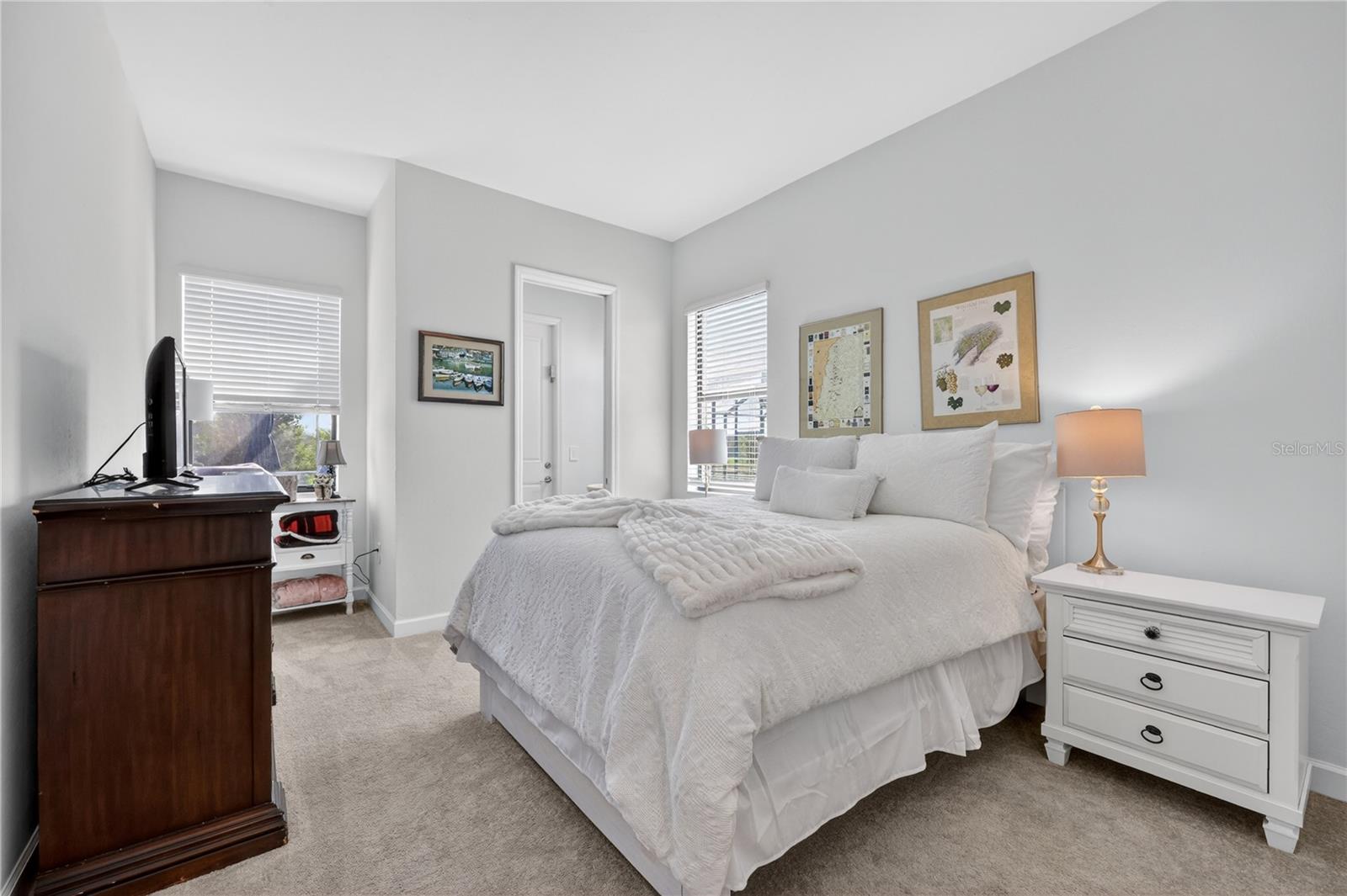 Image 20 of 37 For 4911 Sparkling Sea Lane