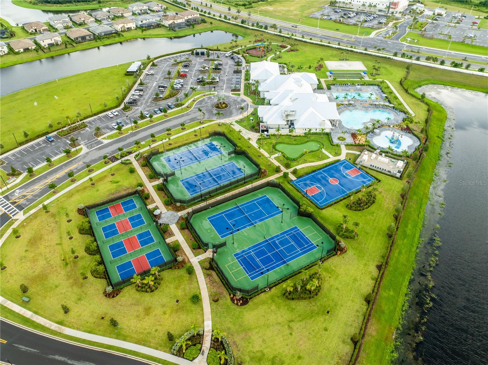 Image 35 of 37 For 4911 Sparkling Sea Lane