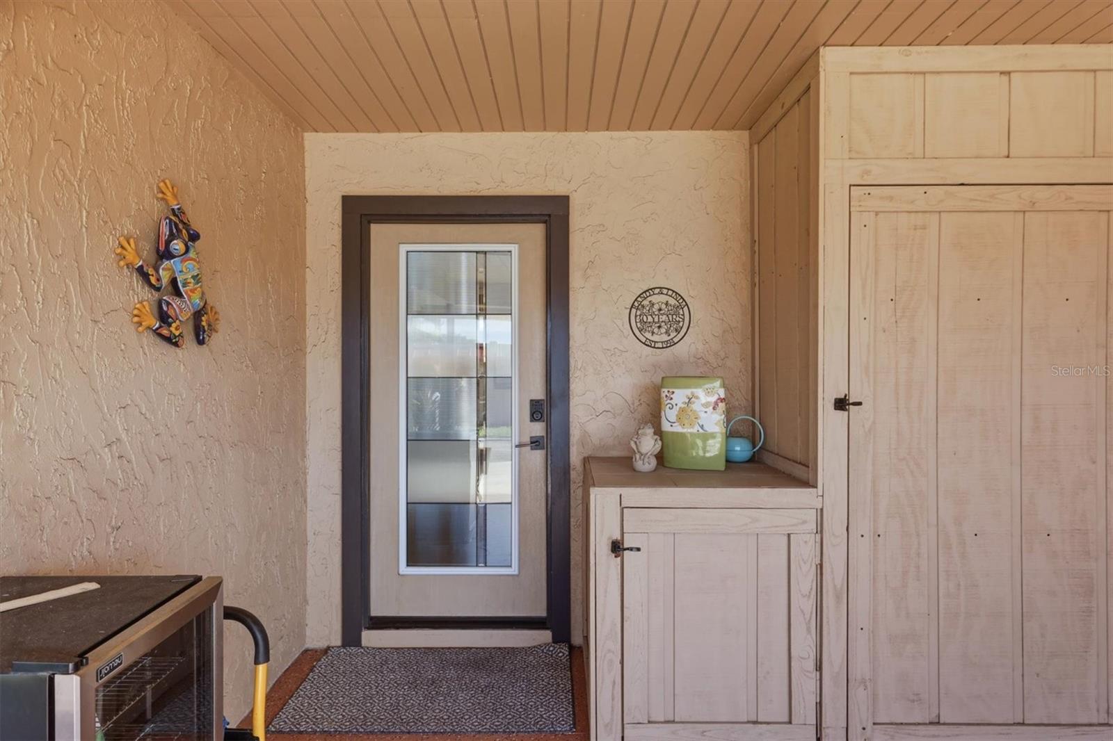 Image 10 of 58 For 9528 Antiqua Cove 9528