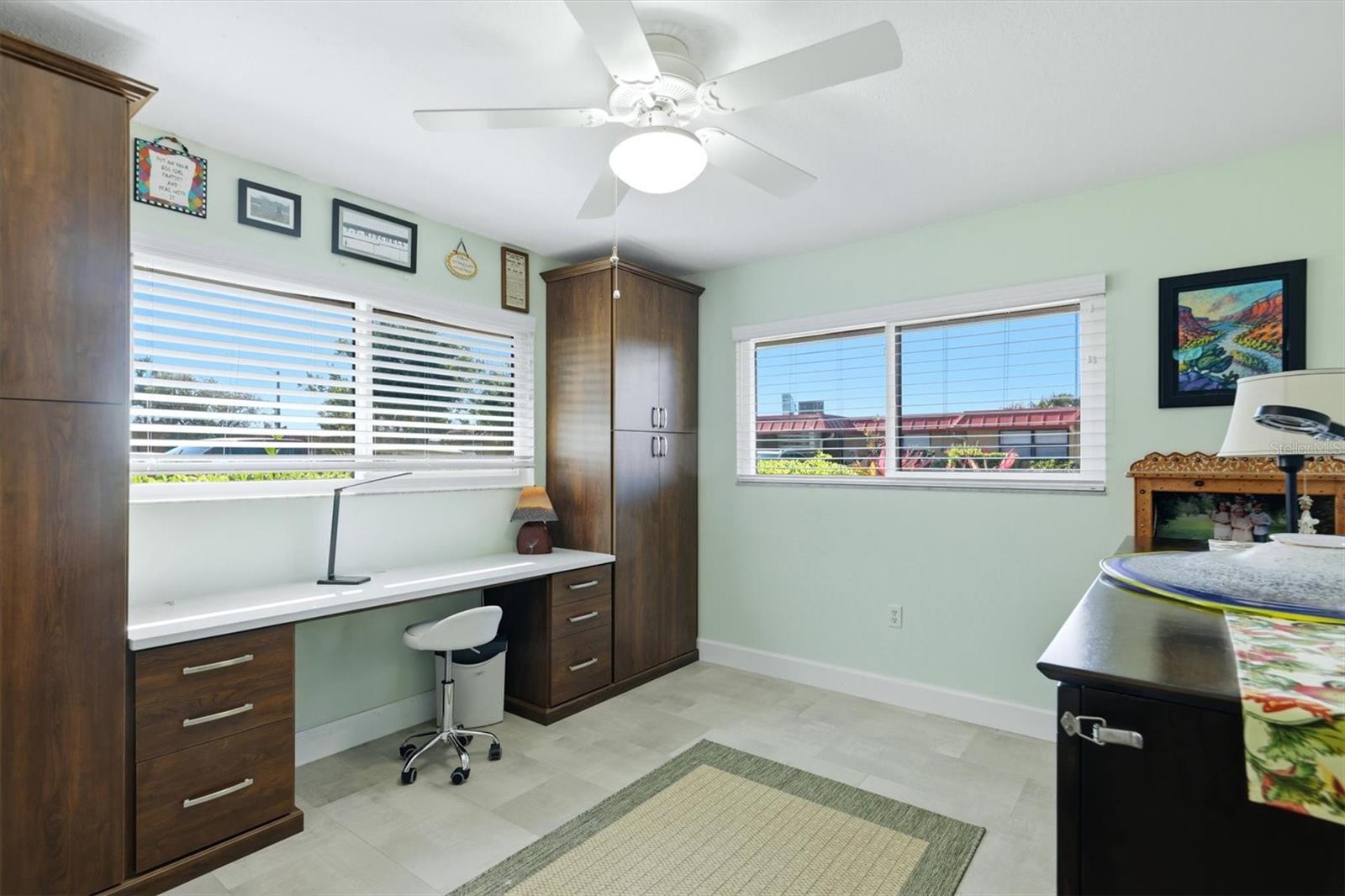 Image 31 of 58 For 9528 Antiqua Cove 9528